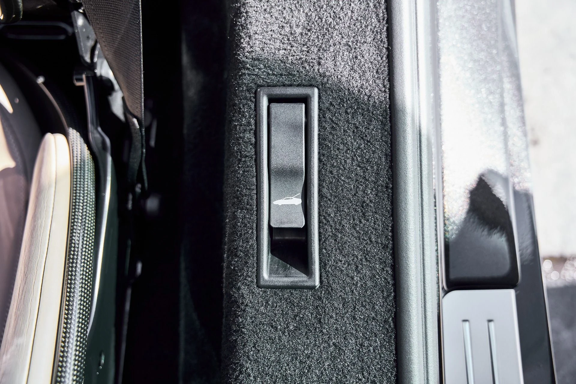 mph041_451830858_Used_2023_Ferrari_SF_90_Stradale_Base_1771034654_1d74b1e95e