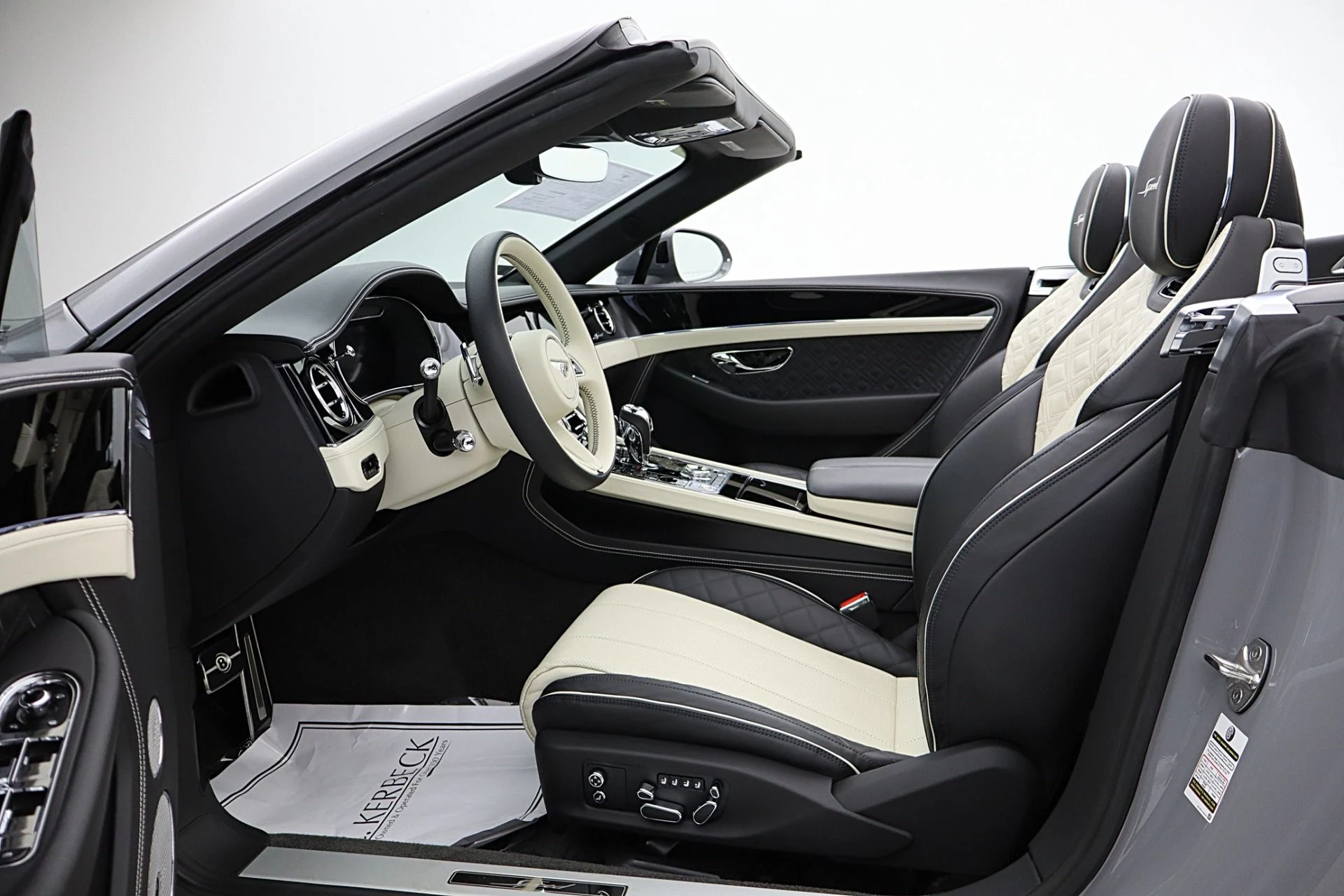 mph041_458874496_Used_2022_Bentley_Continental_GTC_Speed_d028748c88