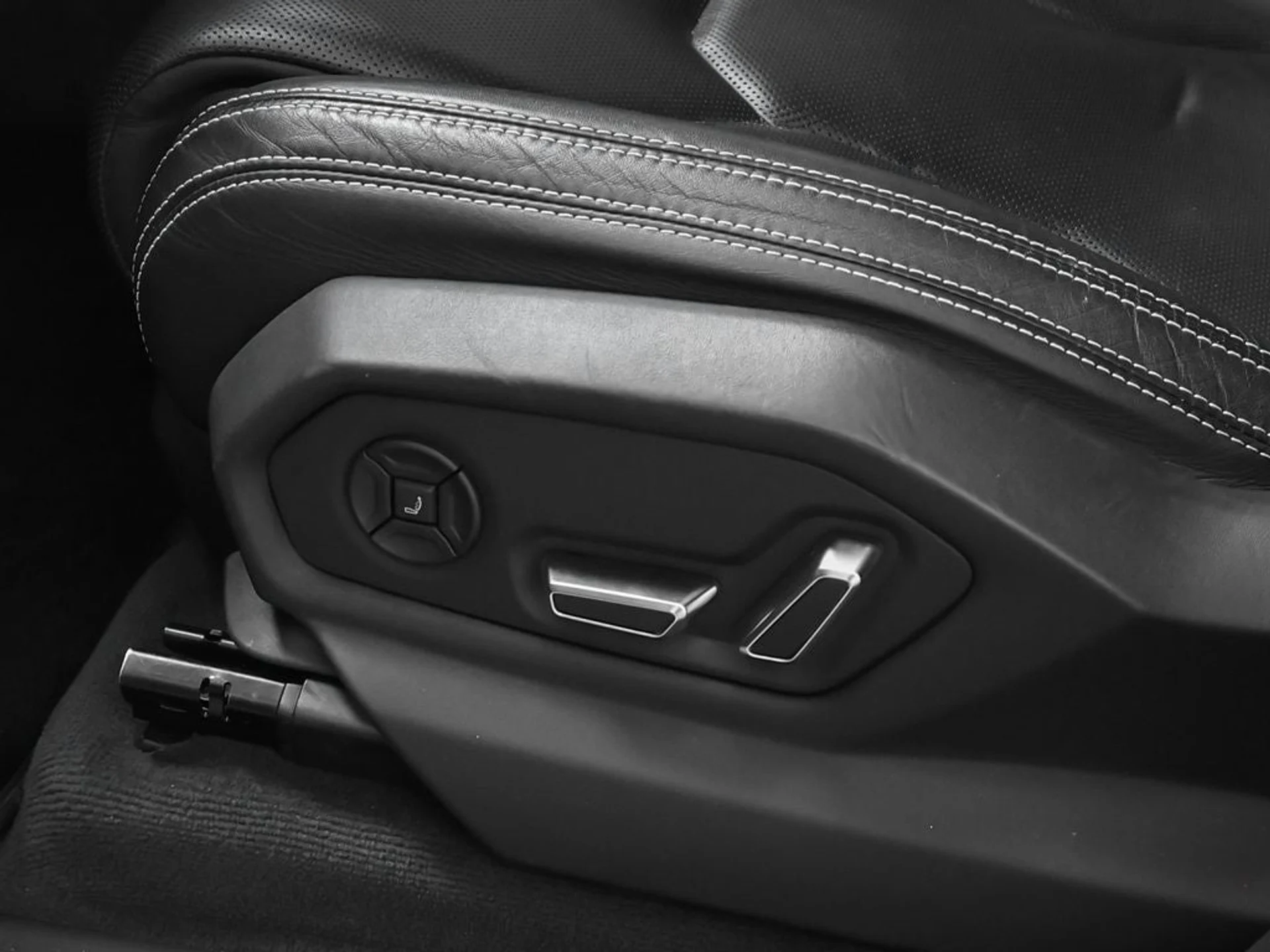 mph041_46229052_42_e4e2019ae0