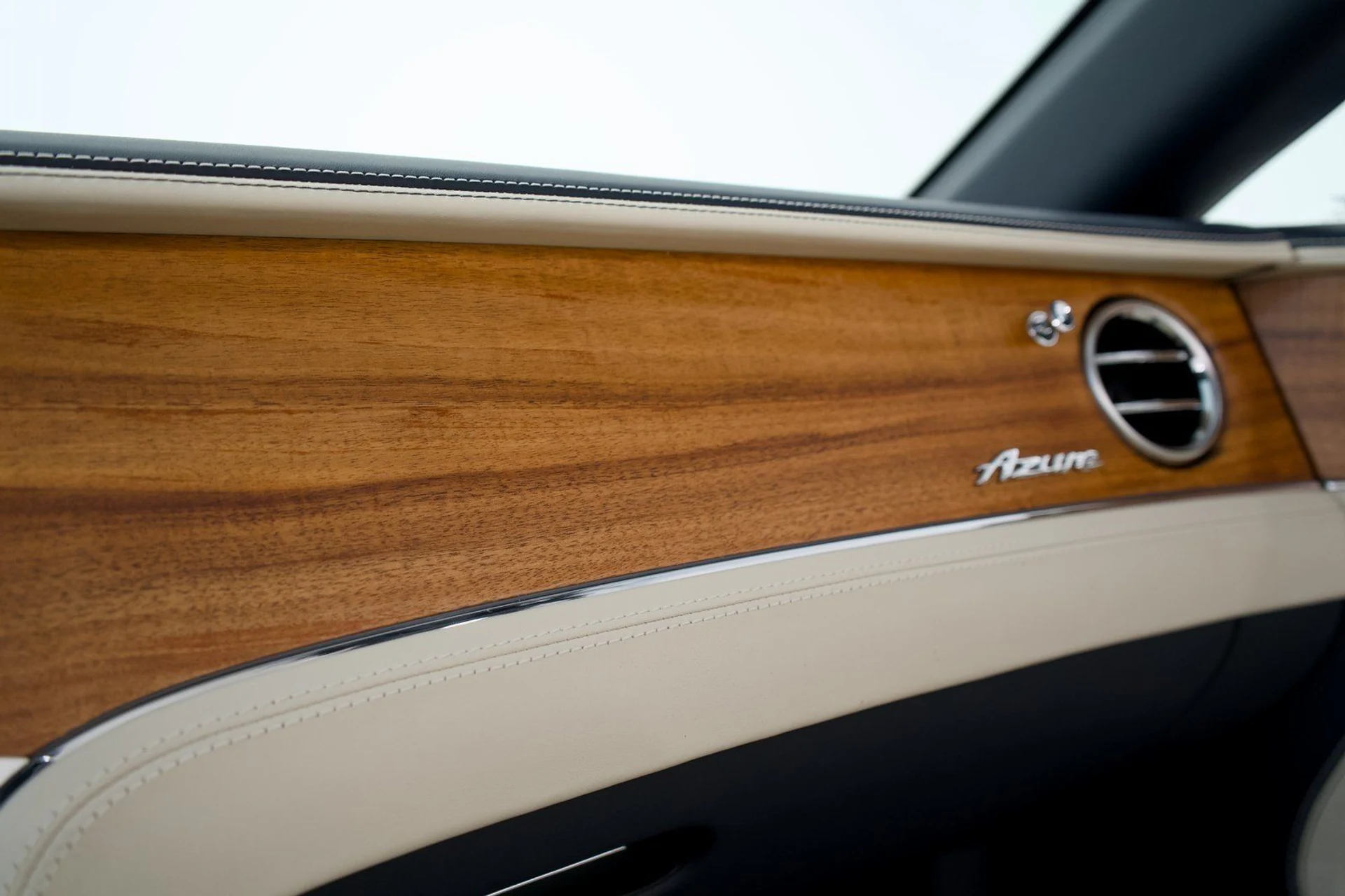 mph041_47176051_10443af902e6db26422d6f3bb0e8378b_a2db50deb7