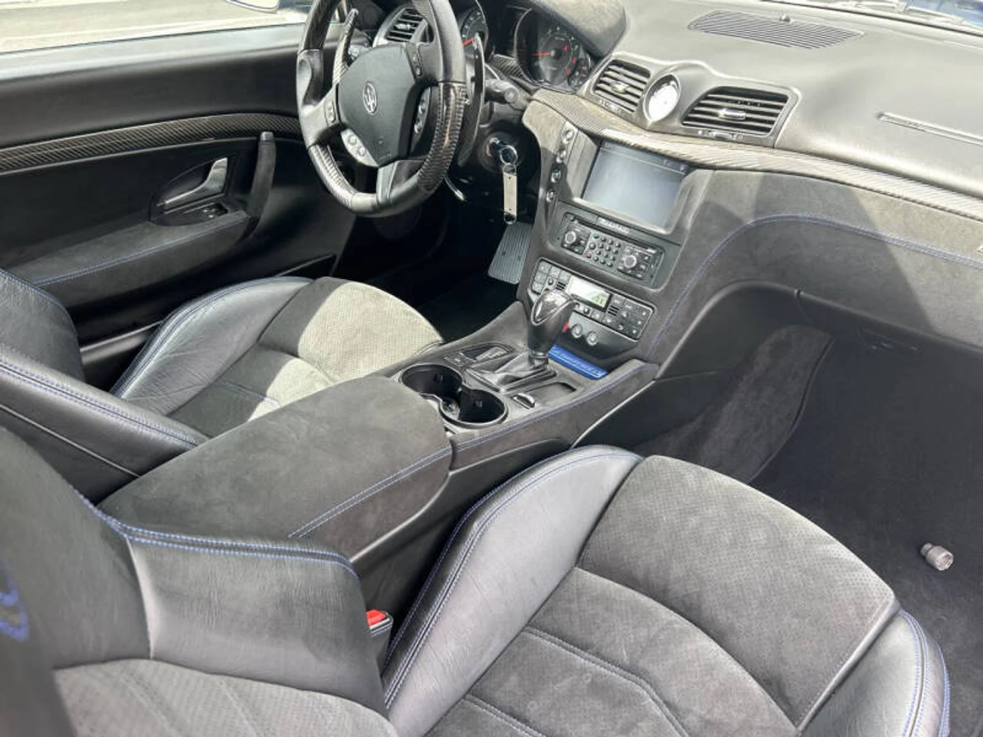 mph041_474355416_2016_maserati_granturismo_mc_2dr_coupe_a07db1c39a