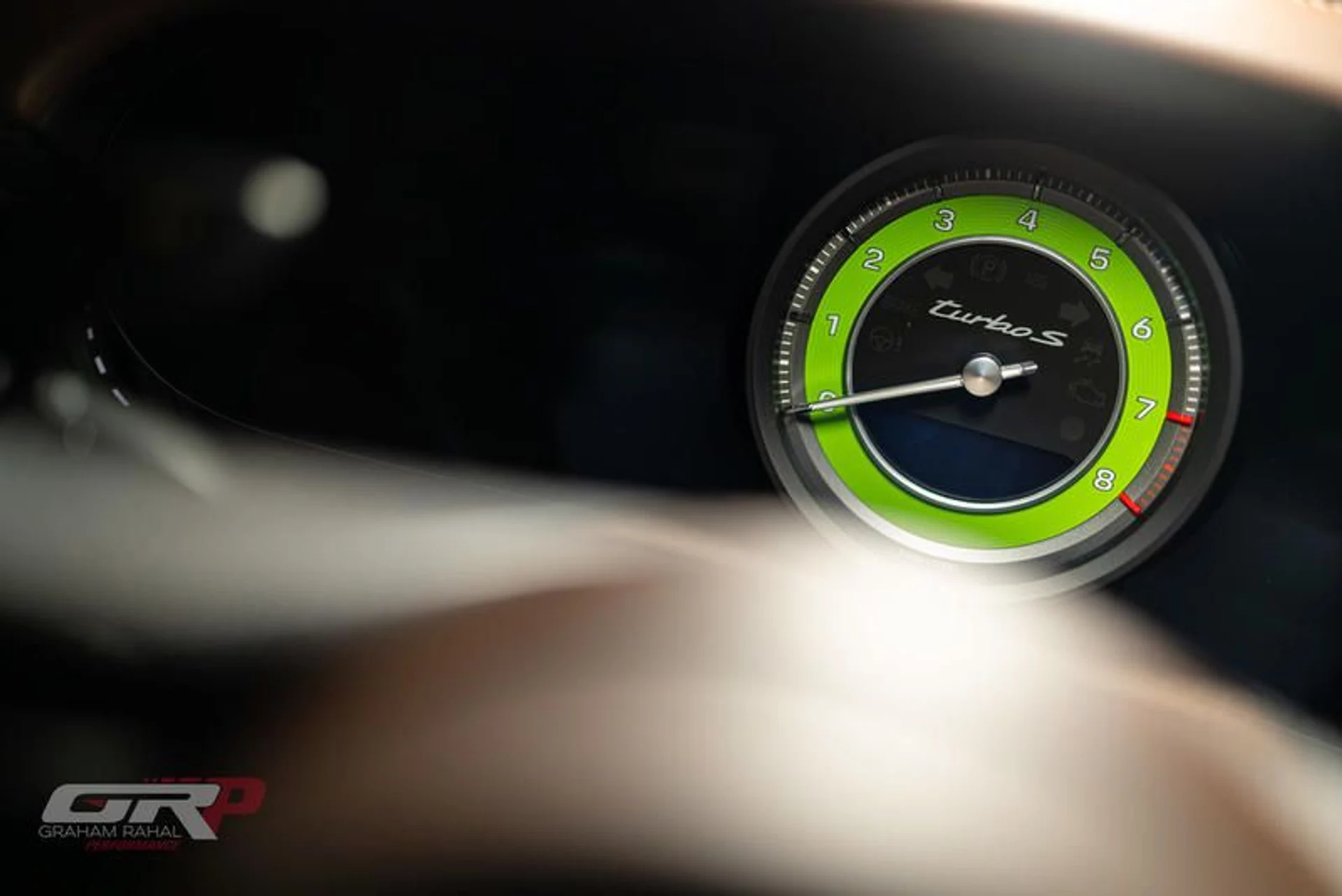 mph041_489171557_F4_FF_7_DB_5_B970_4_F22_9_C20_E81_B7_F9563_AB_80d99fb763