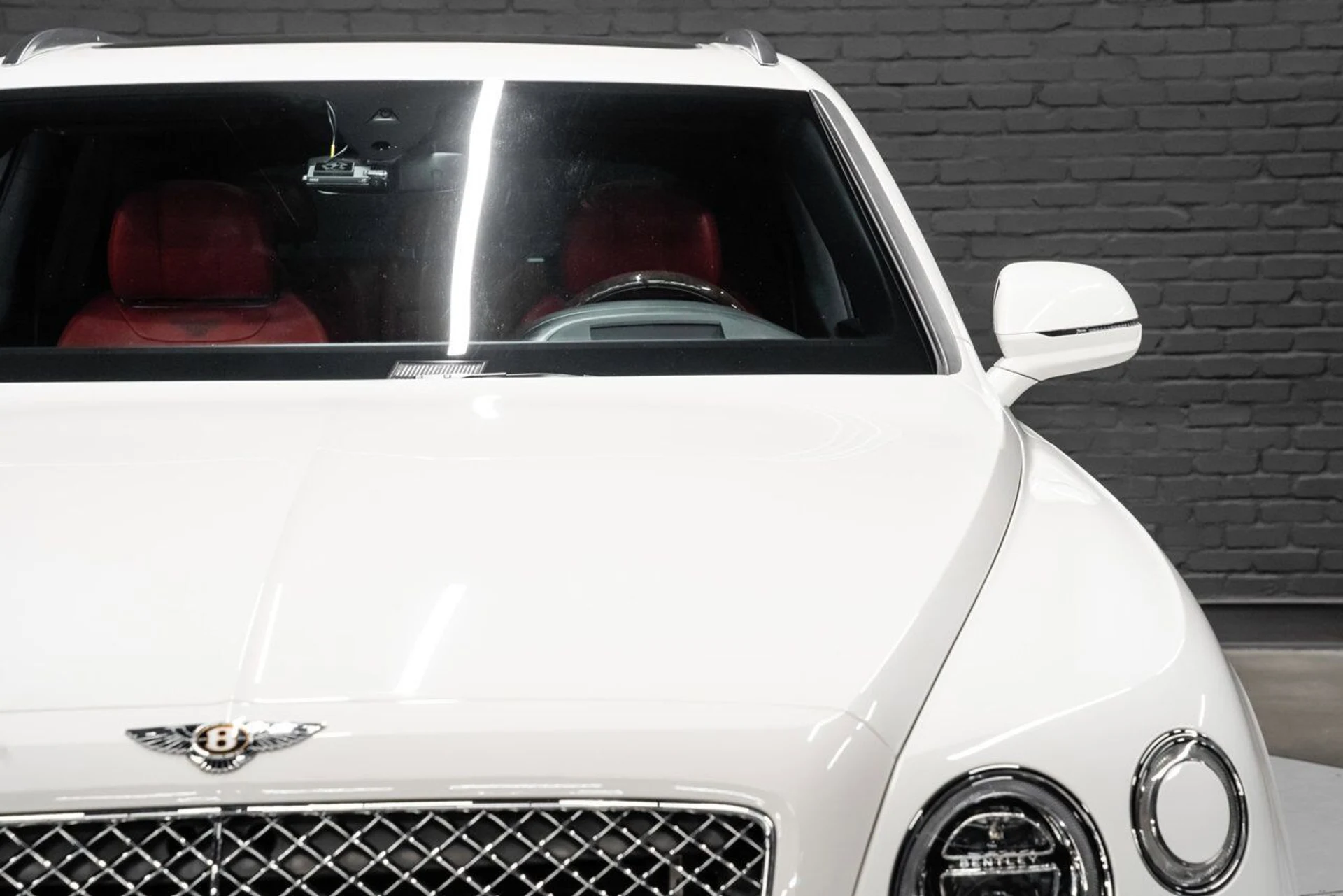 mph041_518650023_bentley_bentayga_2019_08c226c434