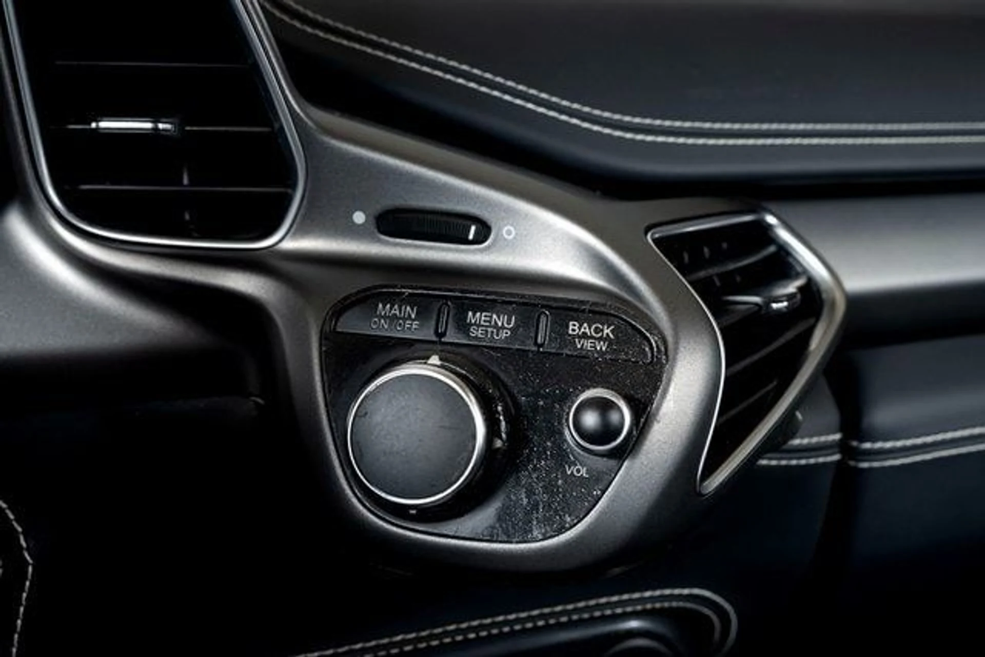 mph041_523731995_df348c7ac5832b9f2361f90b3ab20fe8x_c1de1fa033