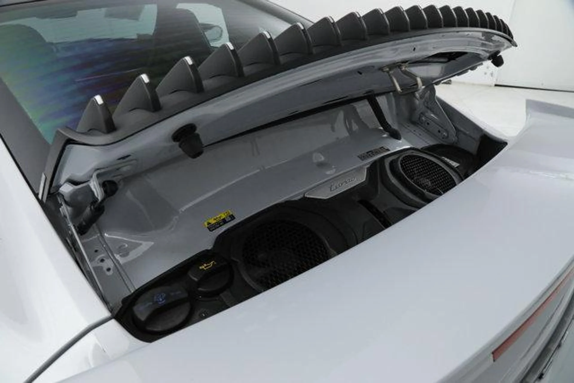 mph041_530061760_Ma_T_wi_Q_Bxos_US_Mc_Tt8_Ejc_F_Tc4_Ng_26a3f10529