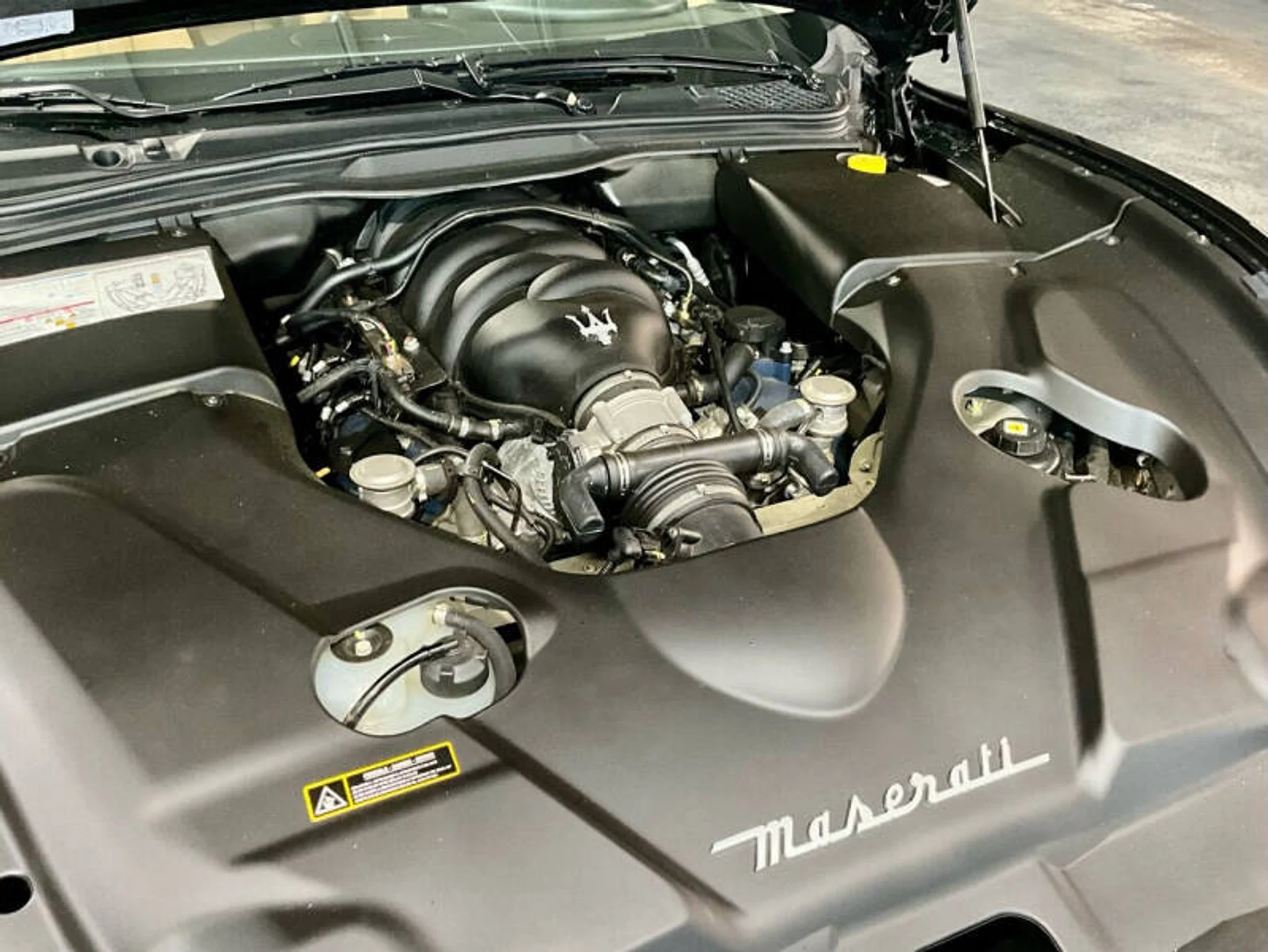 mph041_535712414_2008_maserati_granturismo_base_2dr_coupe_17d16bcc94