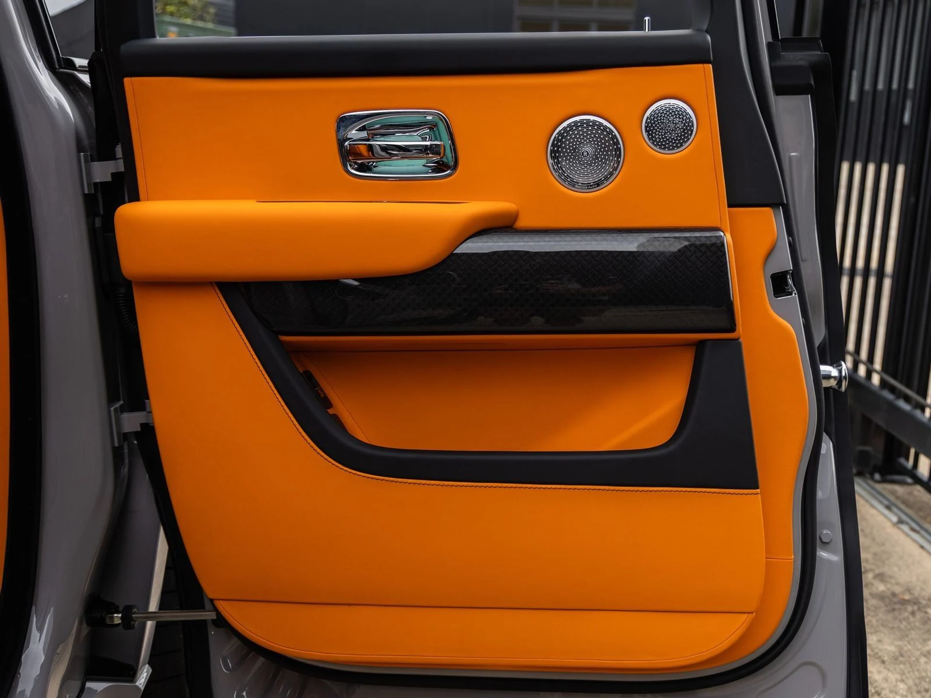 mph041_540597816_42_2777858019