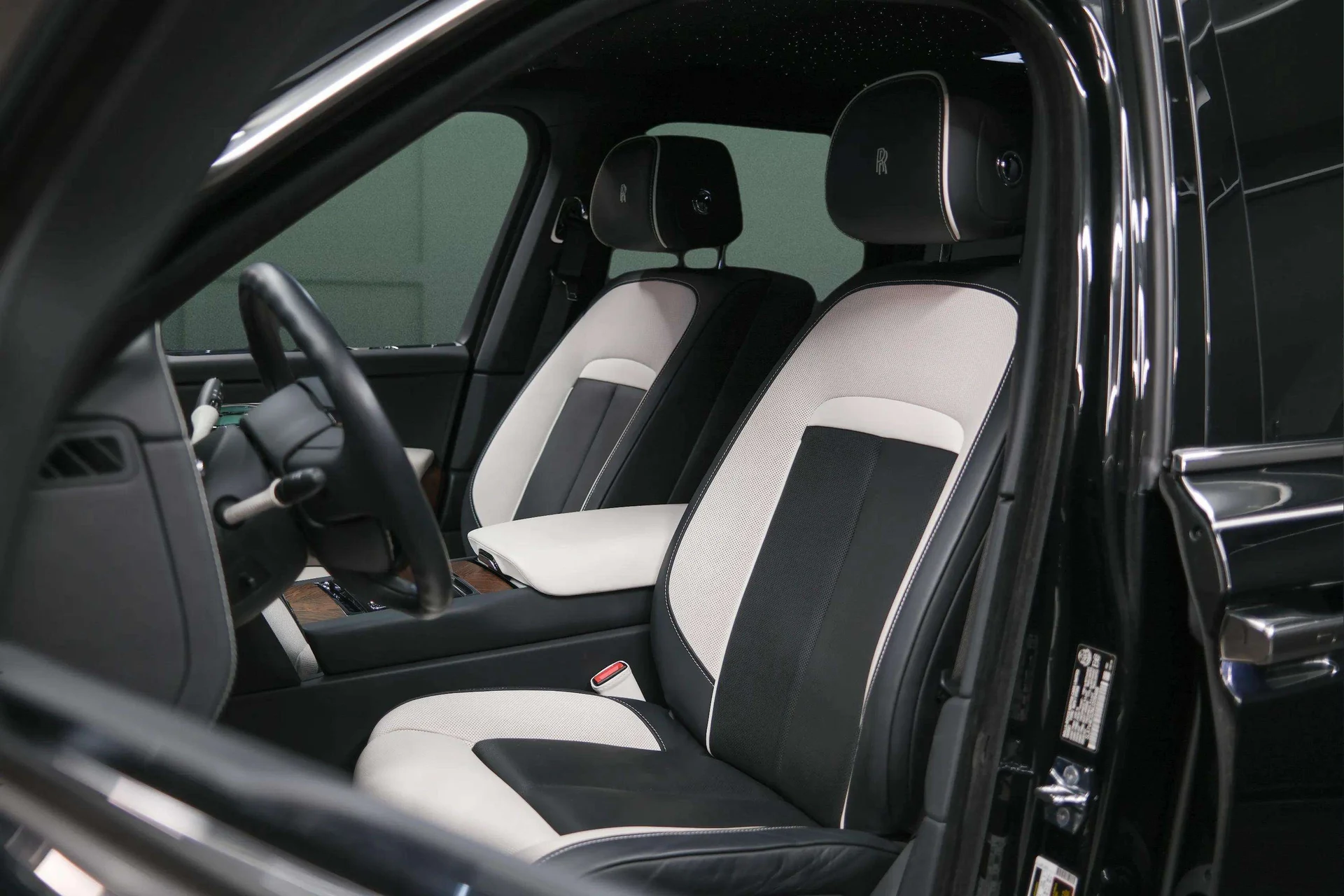 mph041_542533925_a609adb5_3294_4ea5_8df7_3aedf57e72e3_87dcea710a