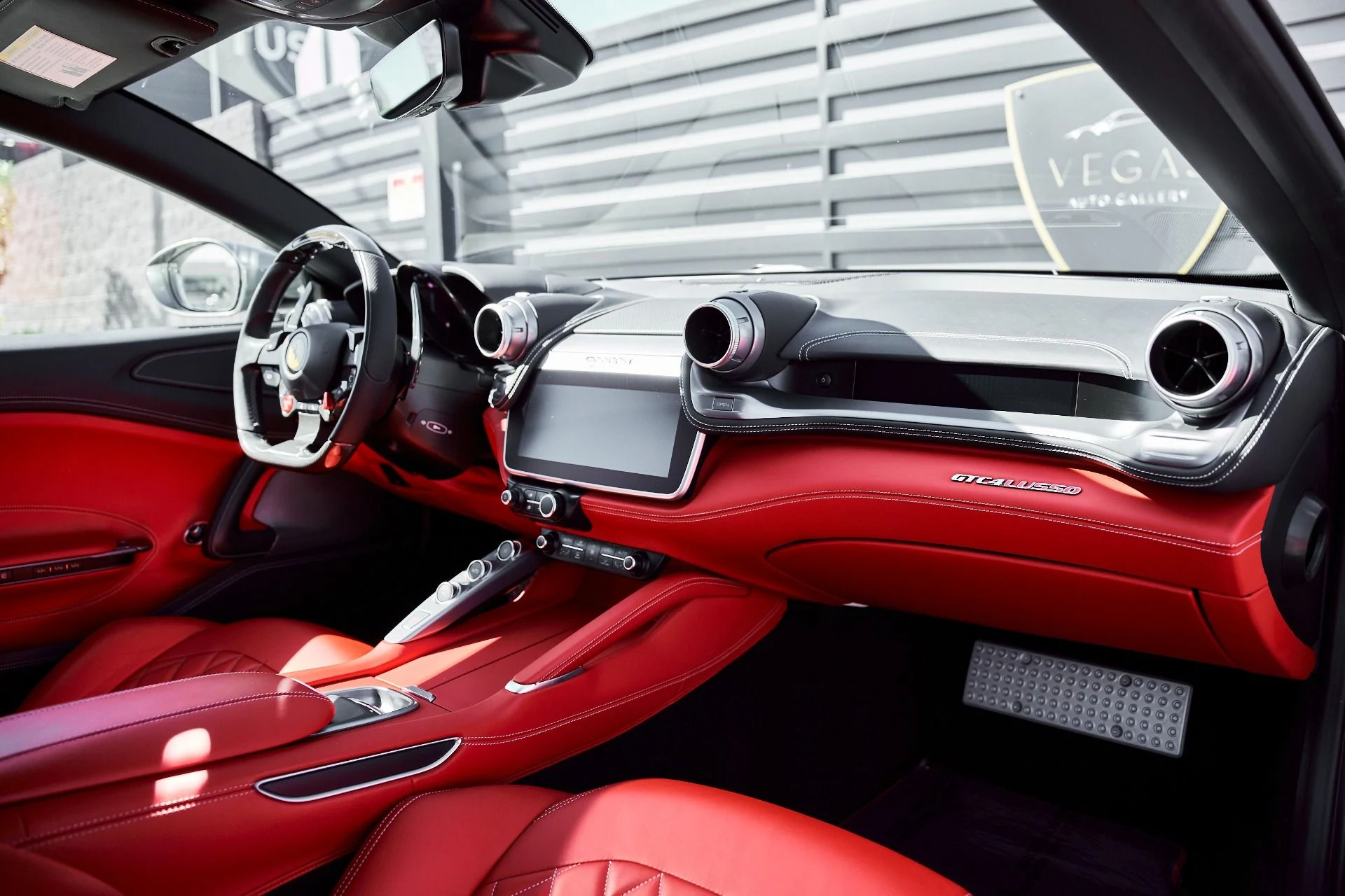 mph041_54787157_Used_2020_Ferrari_GTC_4_Lusso_V12_1773162280_b05c710f45