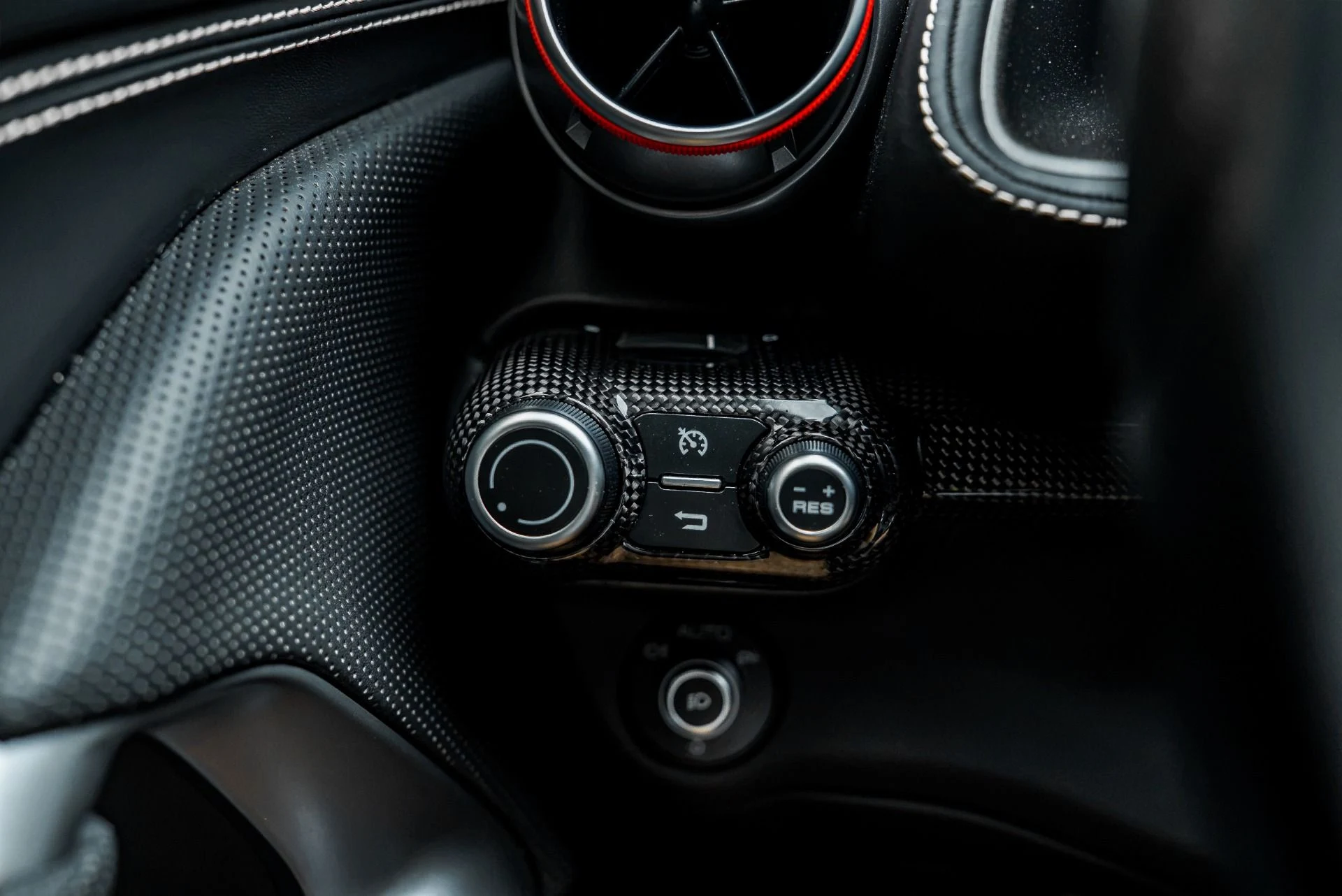mph041_550781086_Used_2019_Ferrari_812_Superfast_1784241756_4512b76685
