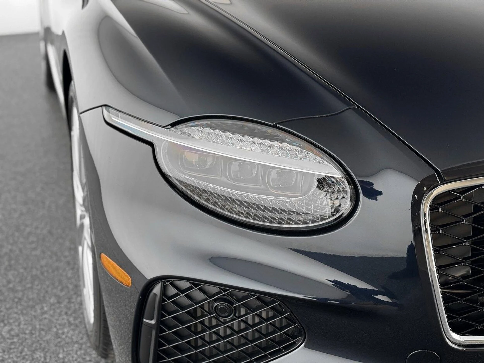 mph041_558408094_cab55cb8bd9f1f545434f8f6deeffc40x_11e7cd3be0