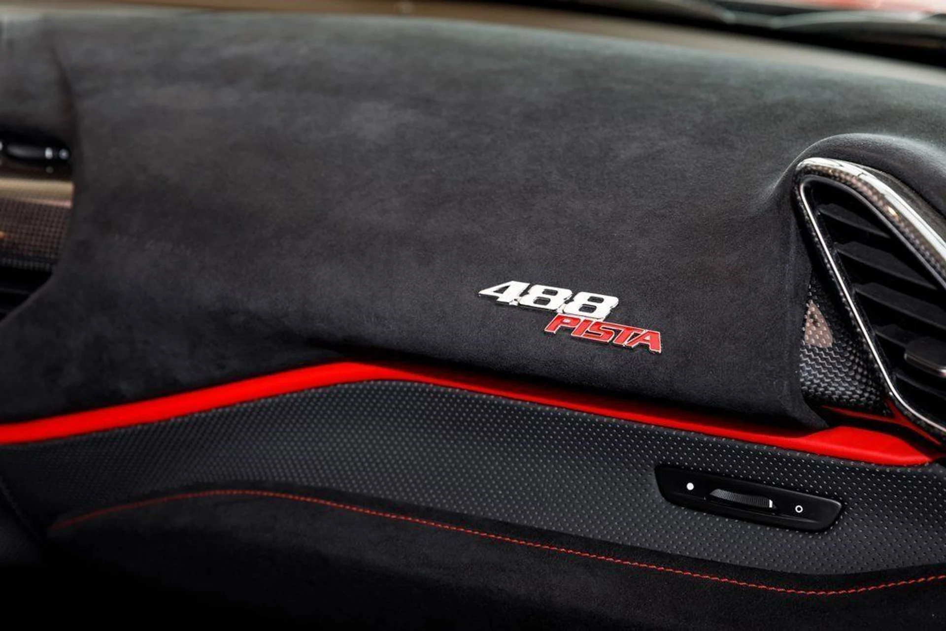 mph041_559872413_54e565691cc535c81b65b2bee8ee5dc3_281773e46e