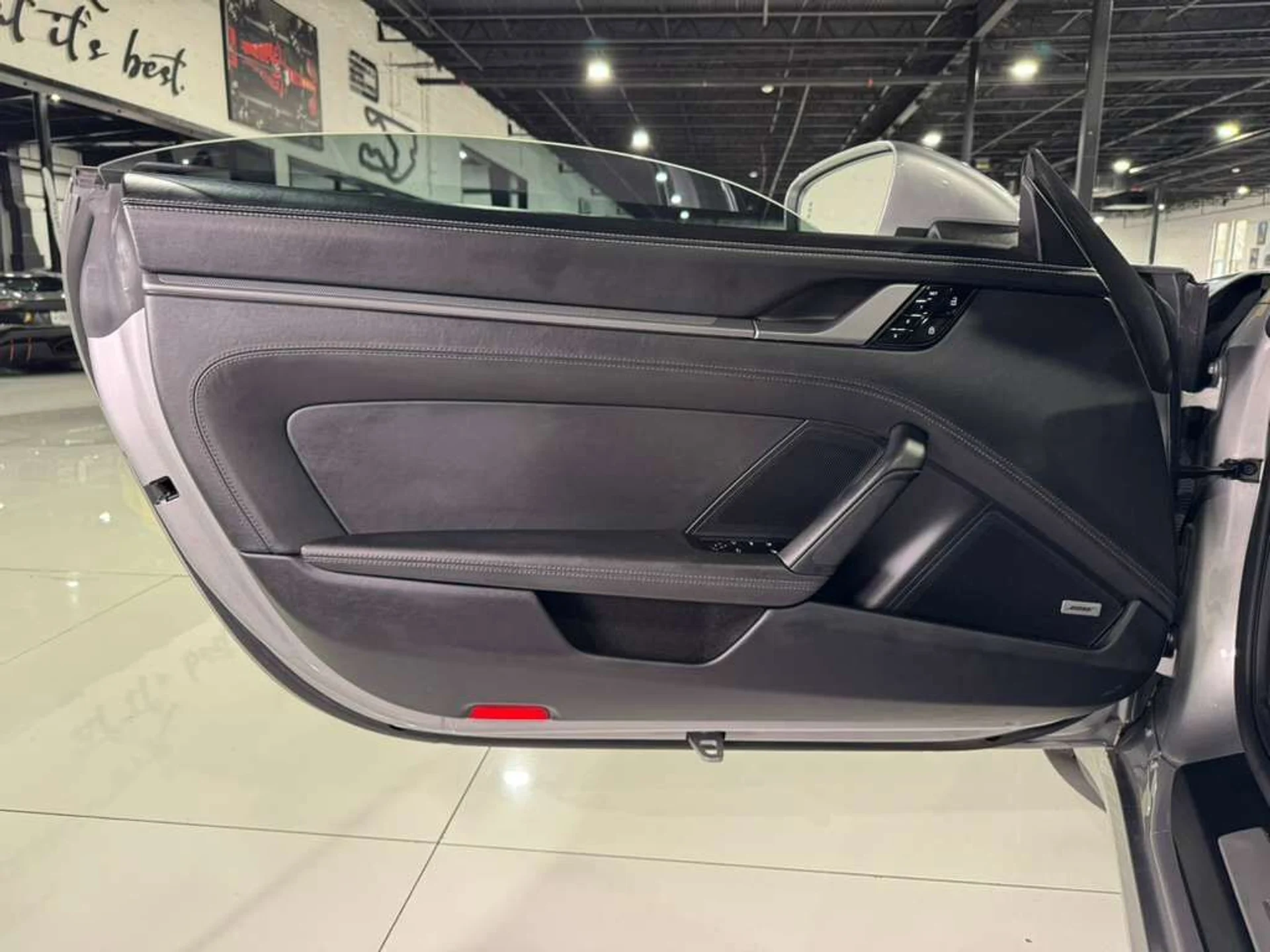 mph041_570430032_294113a0e5c8f6fa2c716d9cb2bfec78_3c32d2fed0