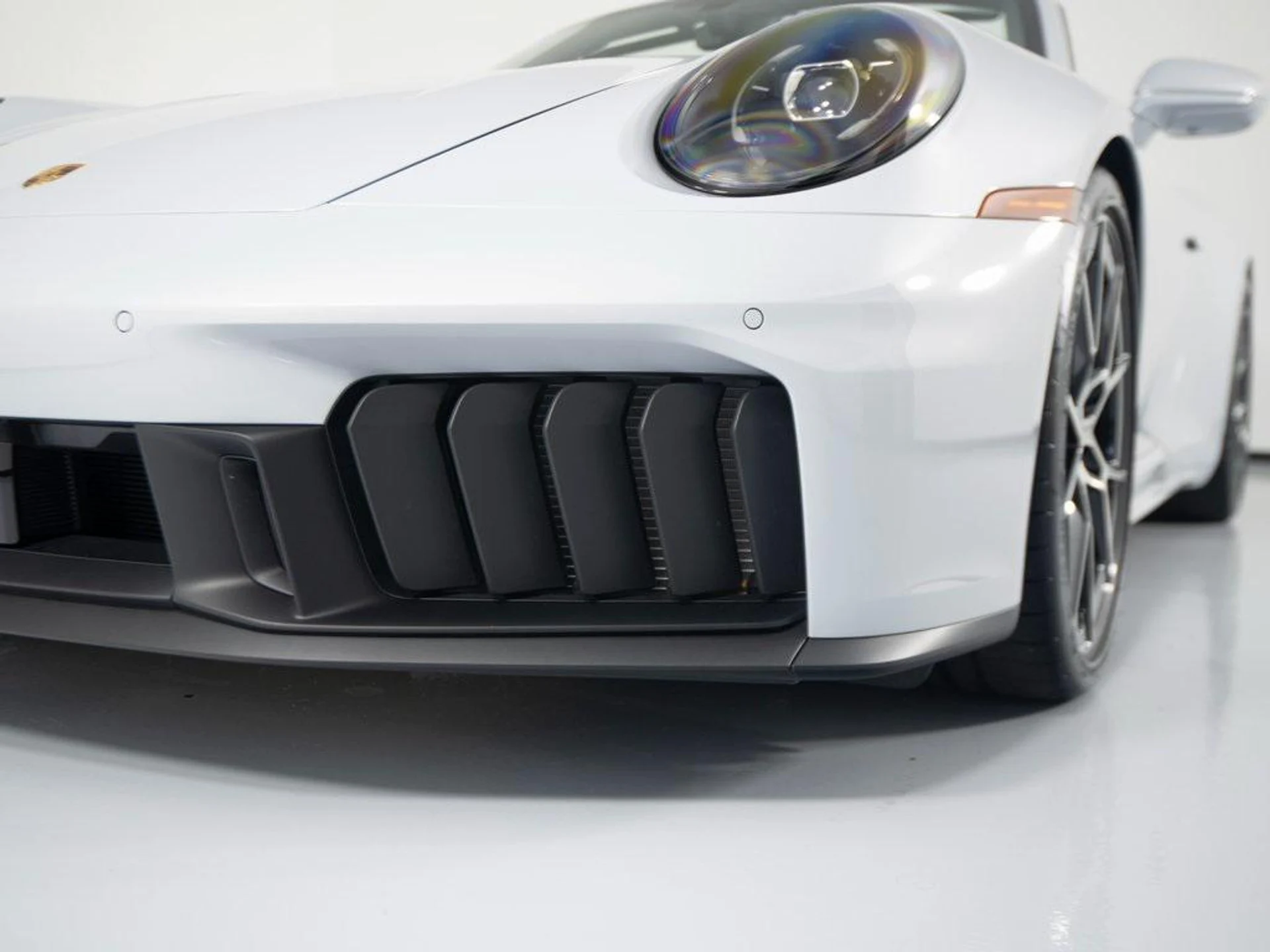 mph041_575856895_o0o3_My81_LLZ_Az_Y_Se_Fq_Hjf_C1_X_Fu_Y_7406b8d615