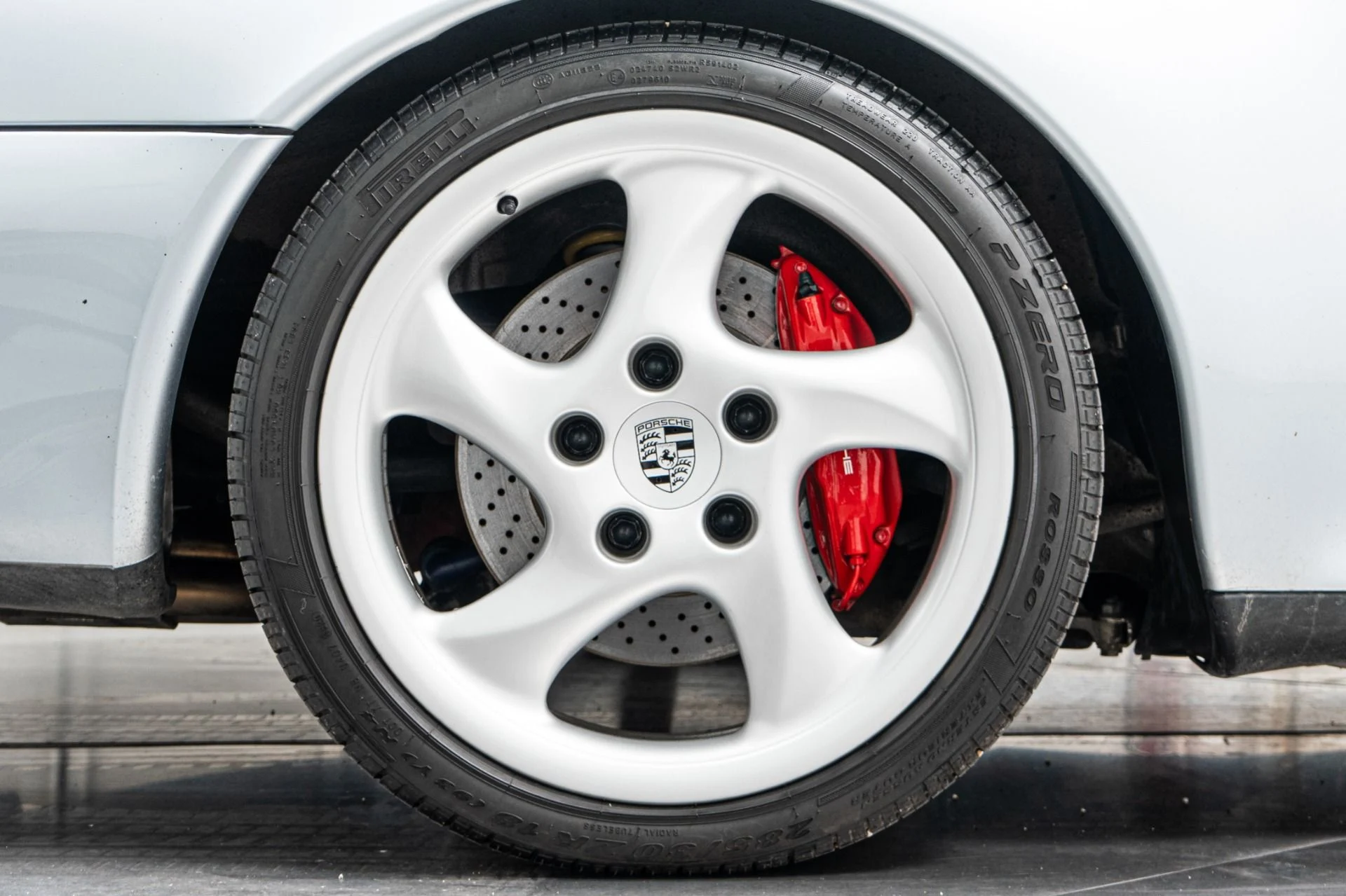 mph041_57899181_Used_1998_Porsche_911_Carrera_4_S_1790631227_5085e807dd