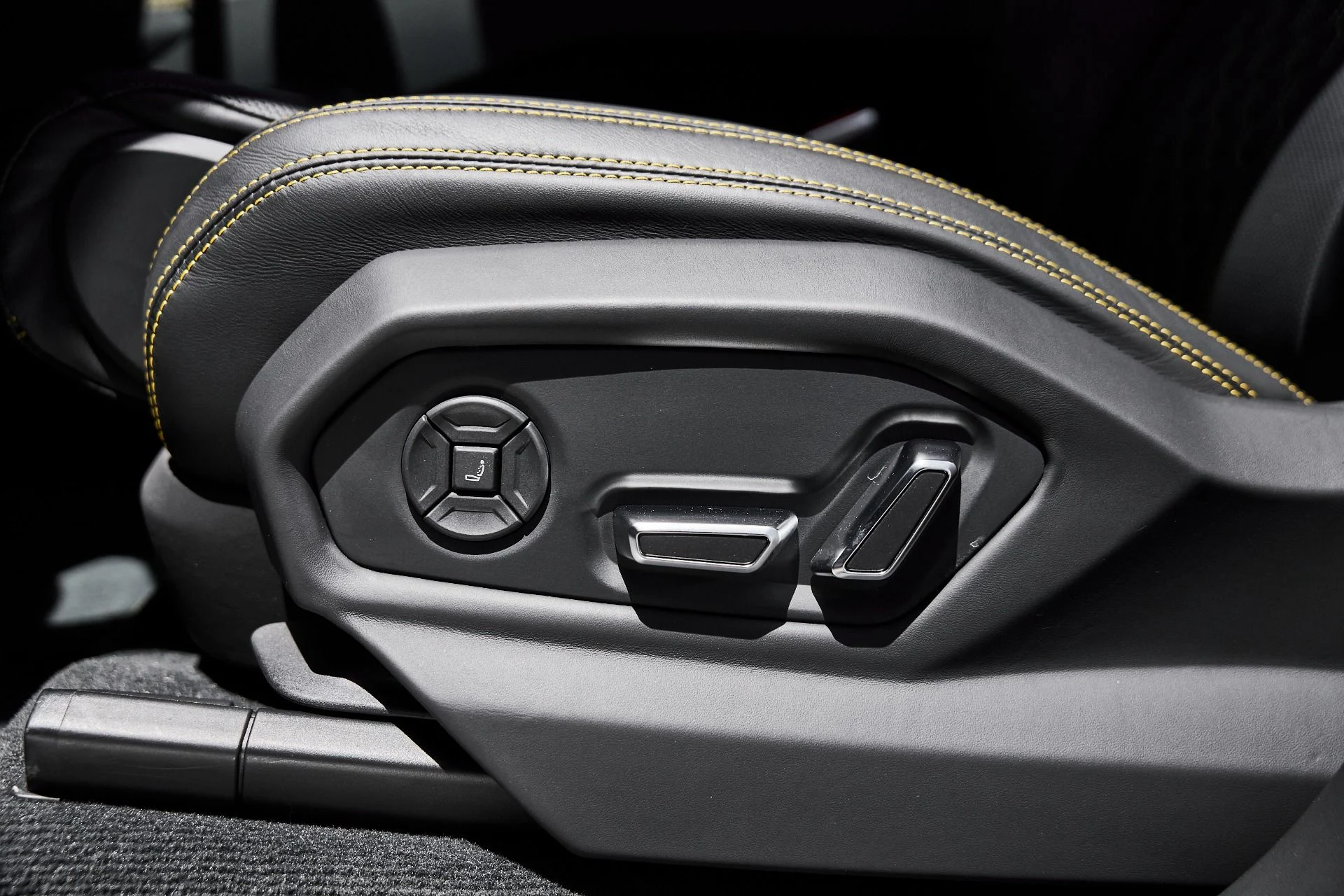mph041_587871791_Used_2024_Lamborghini_Urus_Performante_1781228463_ea66c84758