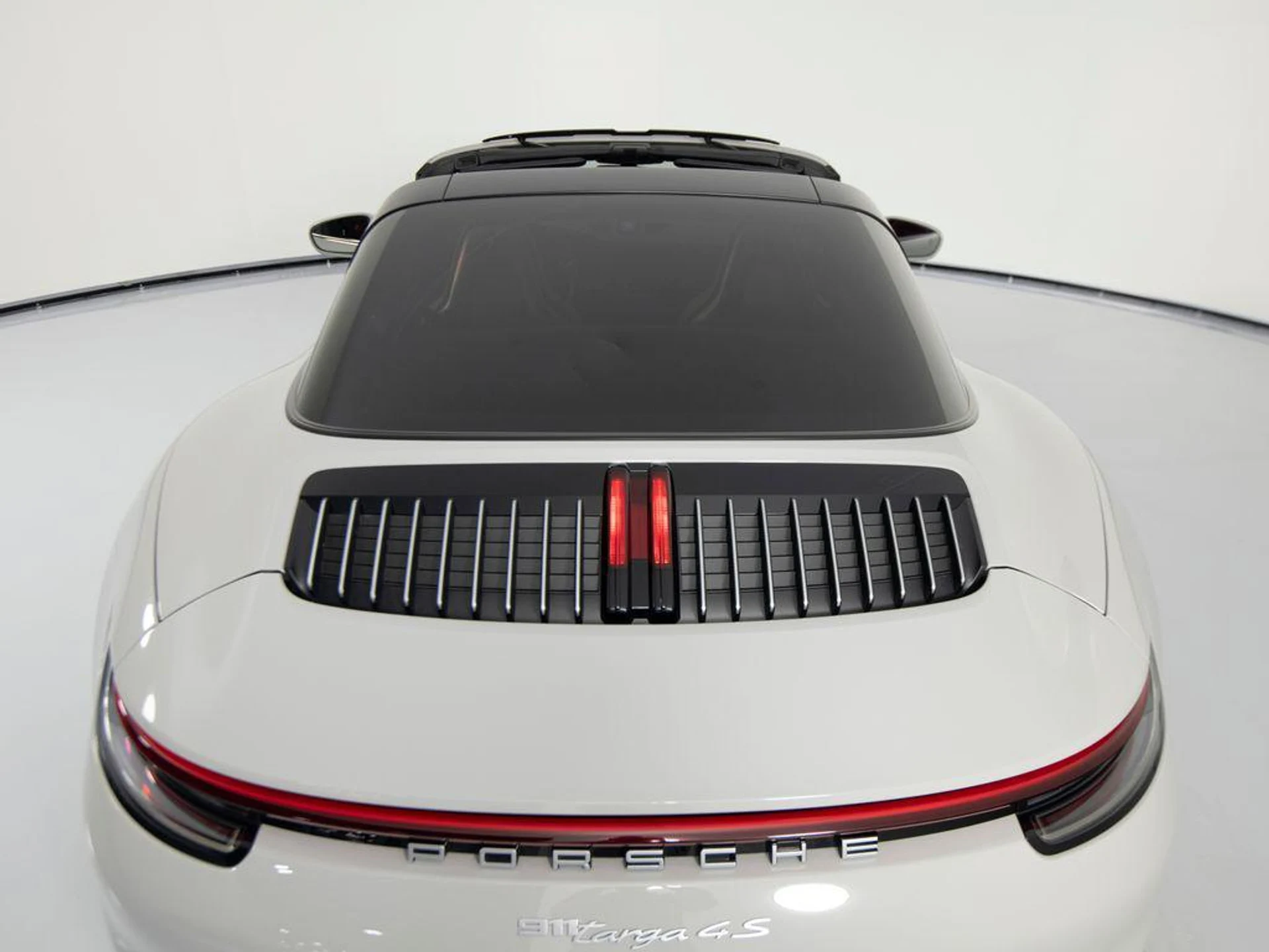 mph041_602423185_97p_N0_P9u_Bril_TU_Pjx_Hg45_Hpc_XDM_dac5eb2d23