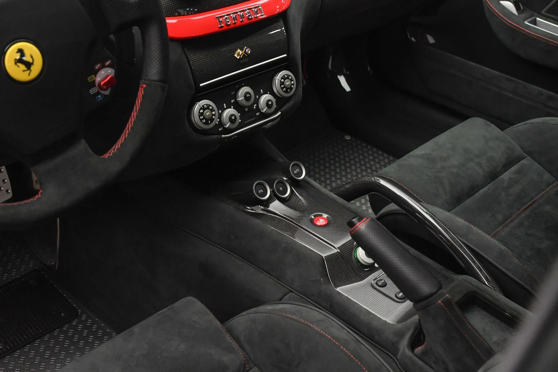 mph041_651245054_2bcb1158f63f479ab78cbfa150b9047e_18e5bd75cf