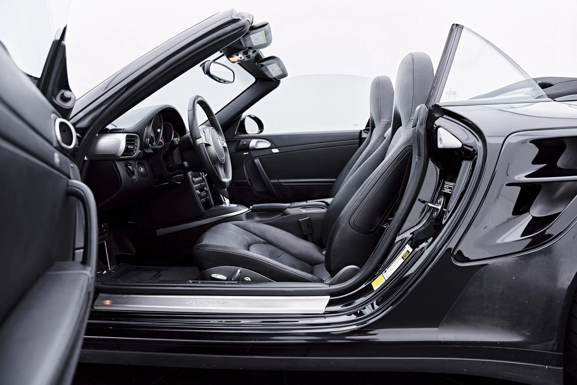 mph041_652322478_Used_2010_Porsche_911_Turbo_1785431164_3f48ad33d3