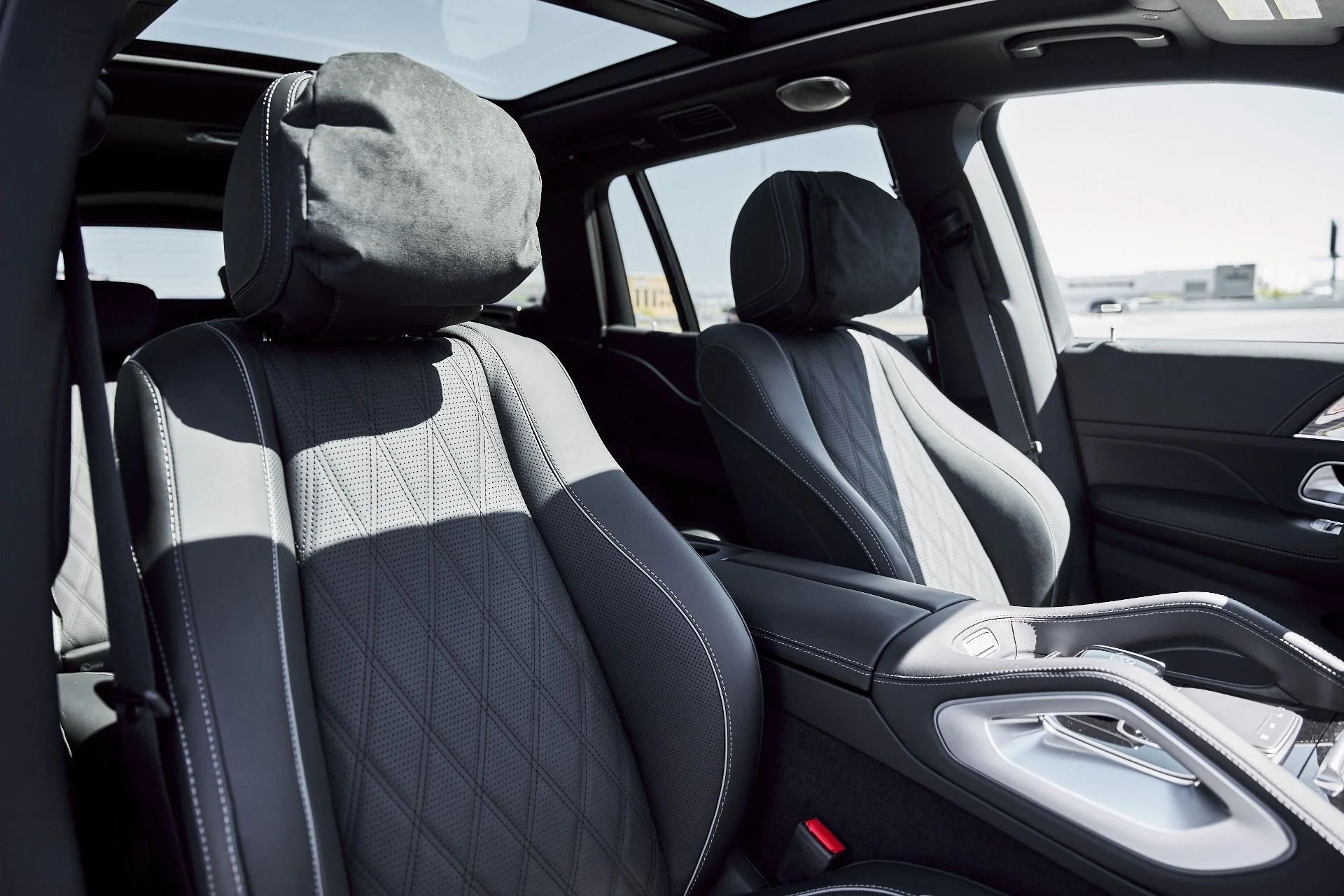 mph041_655023165_Used_2026_Mercedes_Benz_GLS_Maybach_GLS_600_1776125313_2c34f6f092