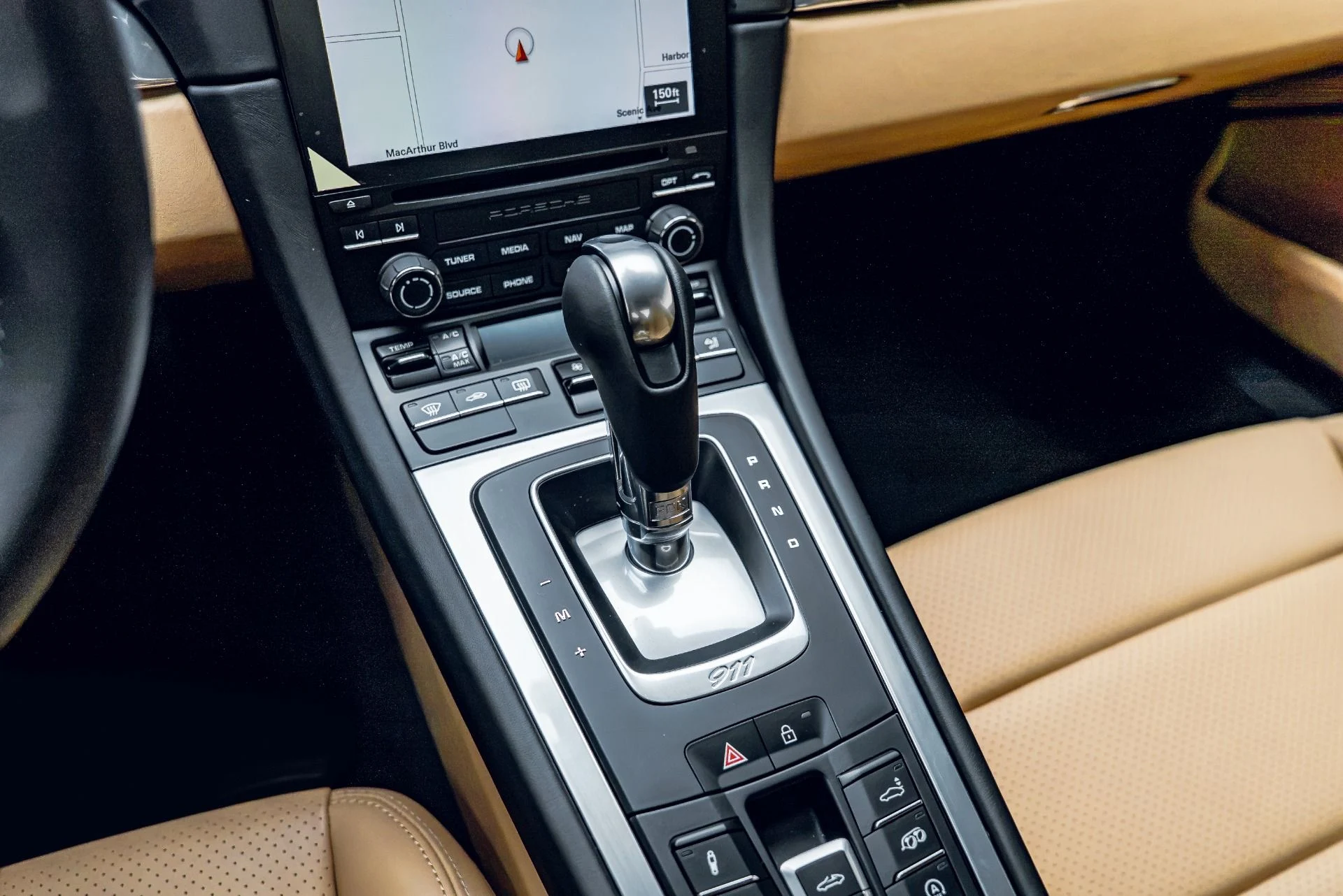 mph041_659781884_Used_2019_Porsche_911_Targa_4_S_1783372859_633e551d59