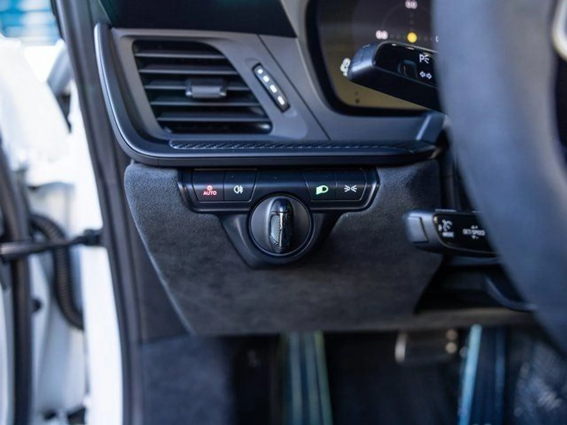 mph041_664216627_42_4965707b3d