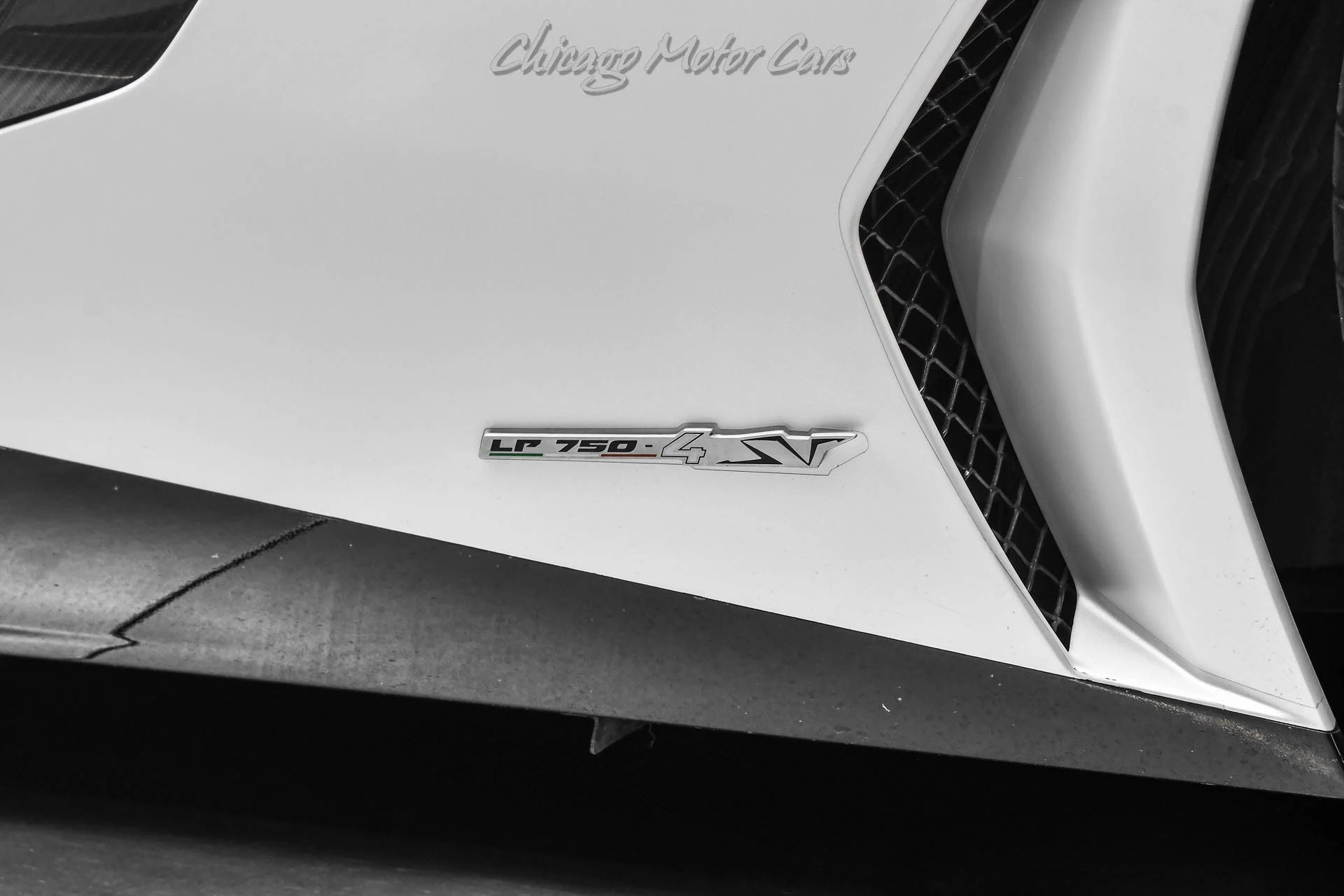 mph041_668748562_7291_p42_l_126471ba97