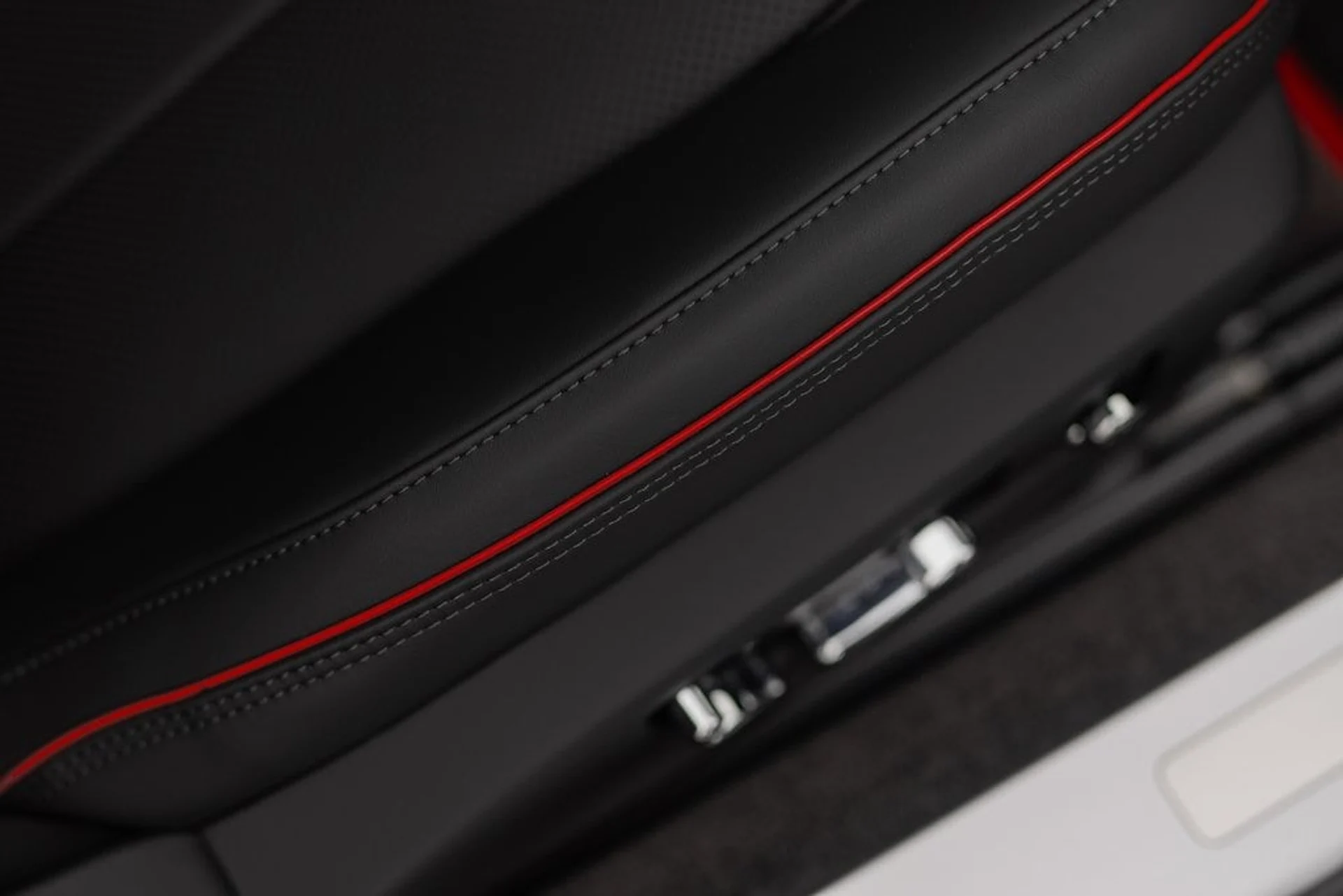 mph041_675935905_09451f6c8965eec3e89f353cf6070683x_0f04ddd8ab