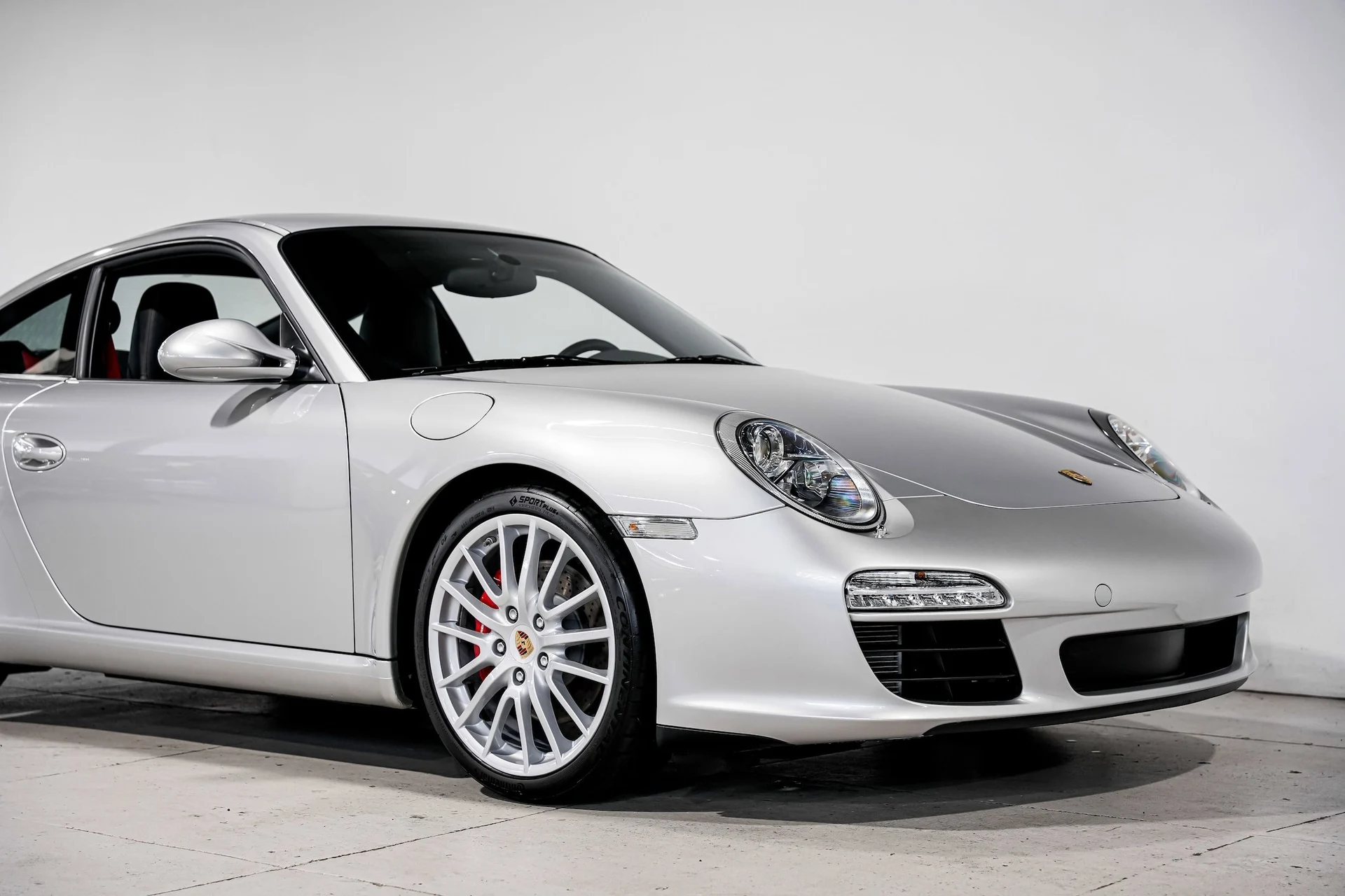 mph041_679256909_d738f033957704a3d9995f620a769c0fx_5f43e1005f