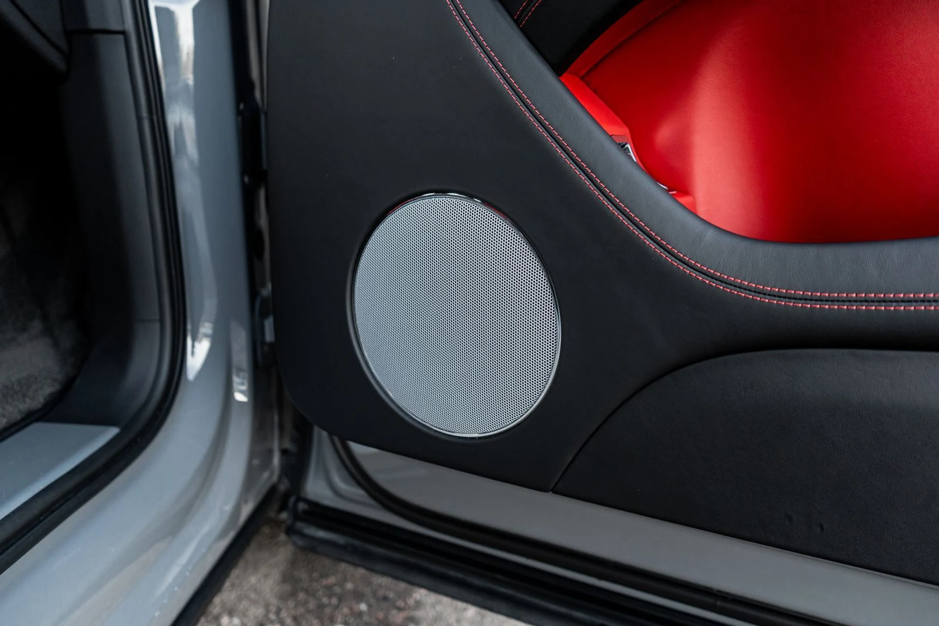 mph041_694119206_1a906783_2f81_415b_ad85_2589f14b973e_ade9752ef9