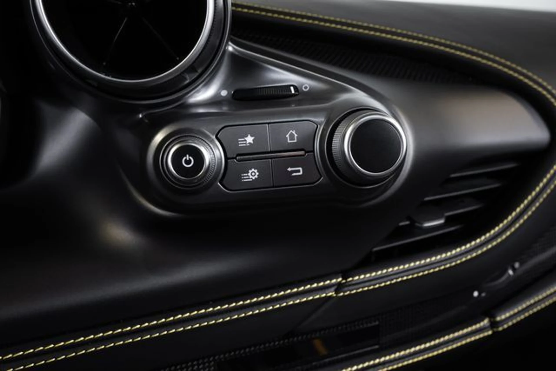 mph041_697645007_4397576fe64c09f4e0f5ada7559eea9bx_f800b22f37