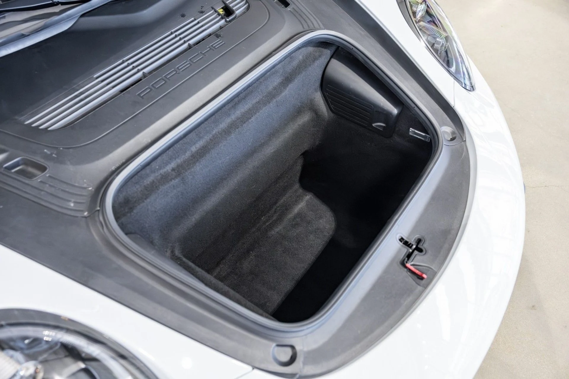 mph041_709517182_k_A_ad4998b99f