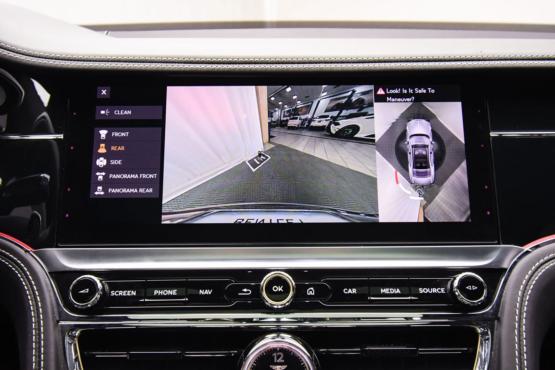 mph041_716485717_32c74acf_4159_4c11_953e_74e5e7ac80be_4de284836e