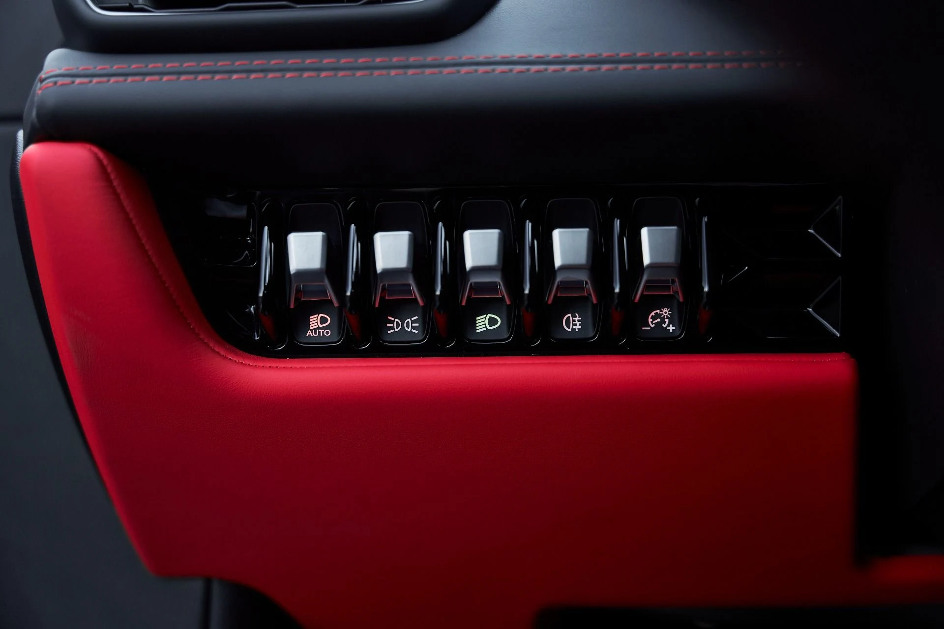 mph041_733171414_Used_2024_Lamborghini_Huracan_EVO_Spyder_1766881371_26842fd7c6