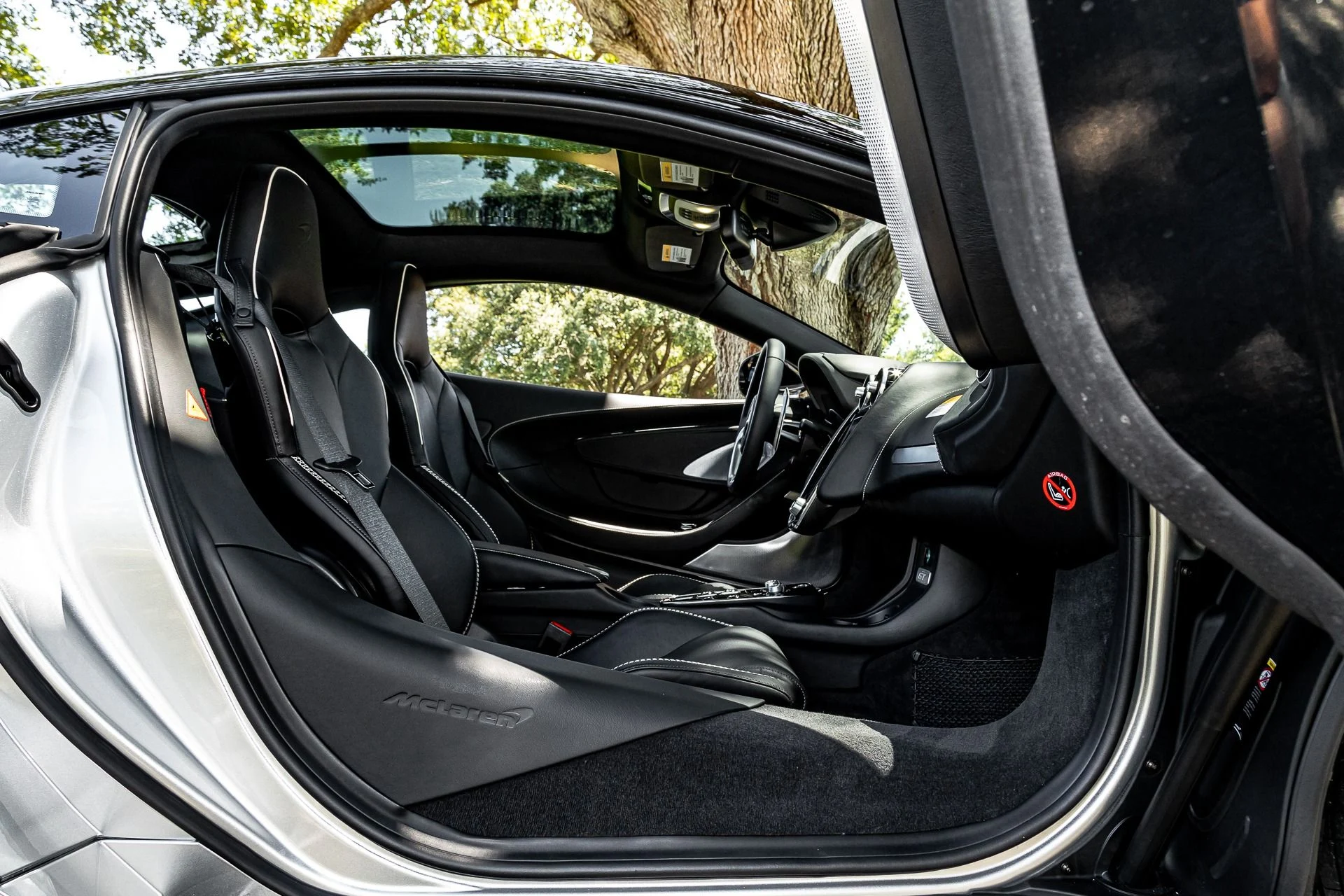 mph041_740670229_137_p42_l_1982df4020