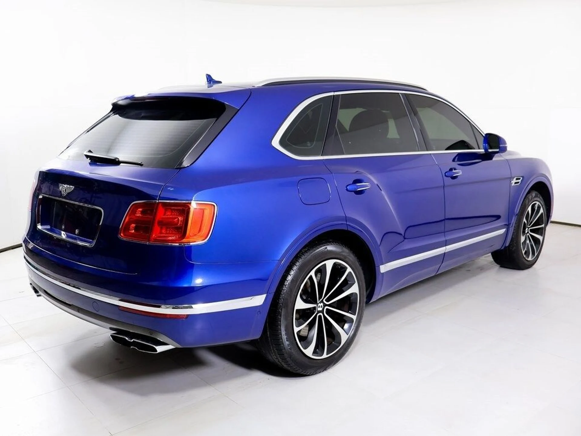 mph041_771540548_d74894c3b6b8df0a4668b477e0614402x_082227e58d