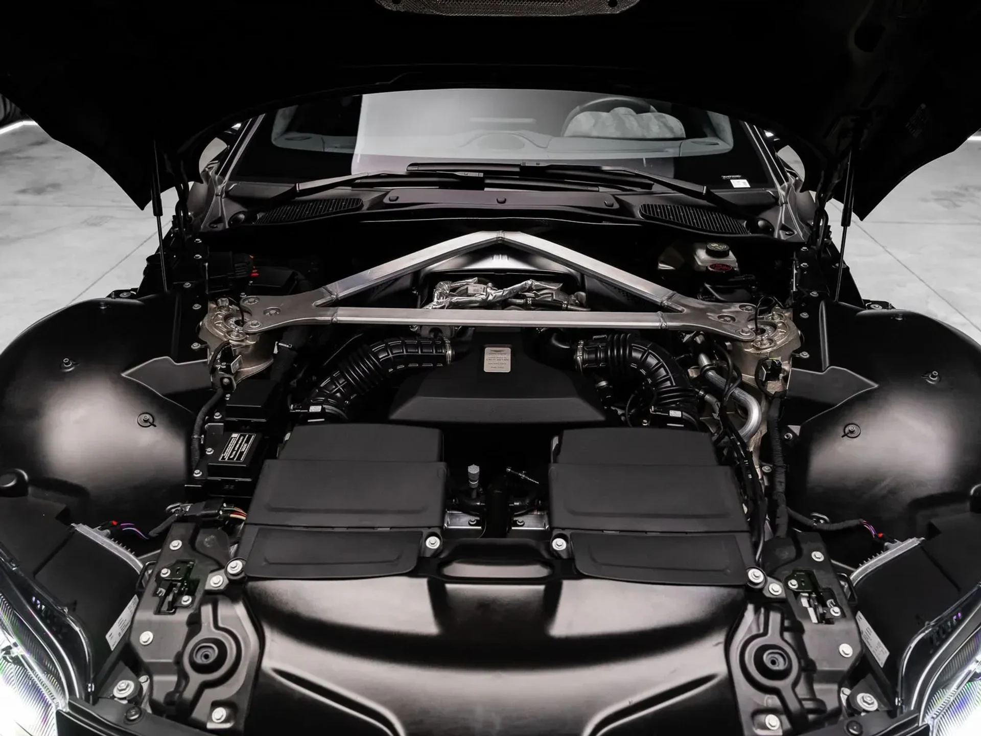 mph041_772955741_2d1a4b04_2b7d_4ab2_a74f_e0a6b5ccd590_010c7b99b4