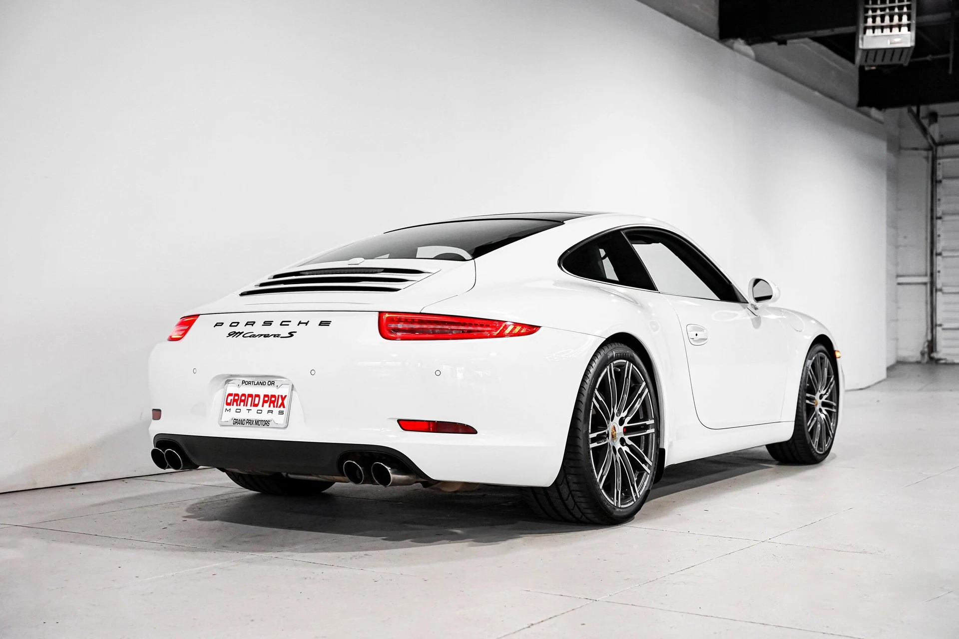 mph041_77866361_d6b47911616b657ead442fcd06060245x_bab53a70e9