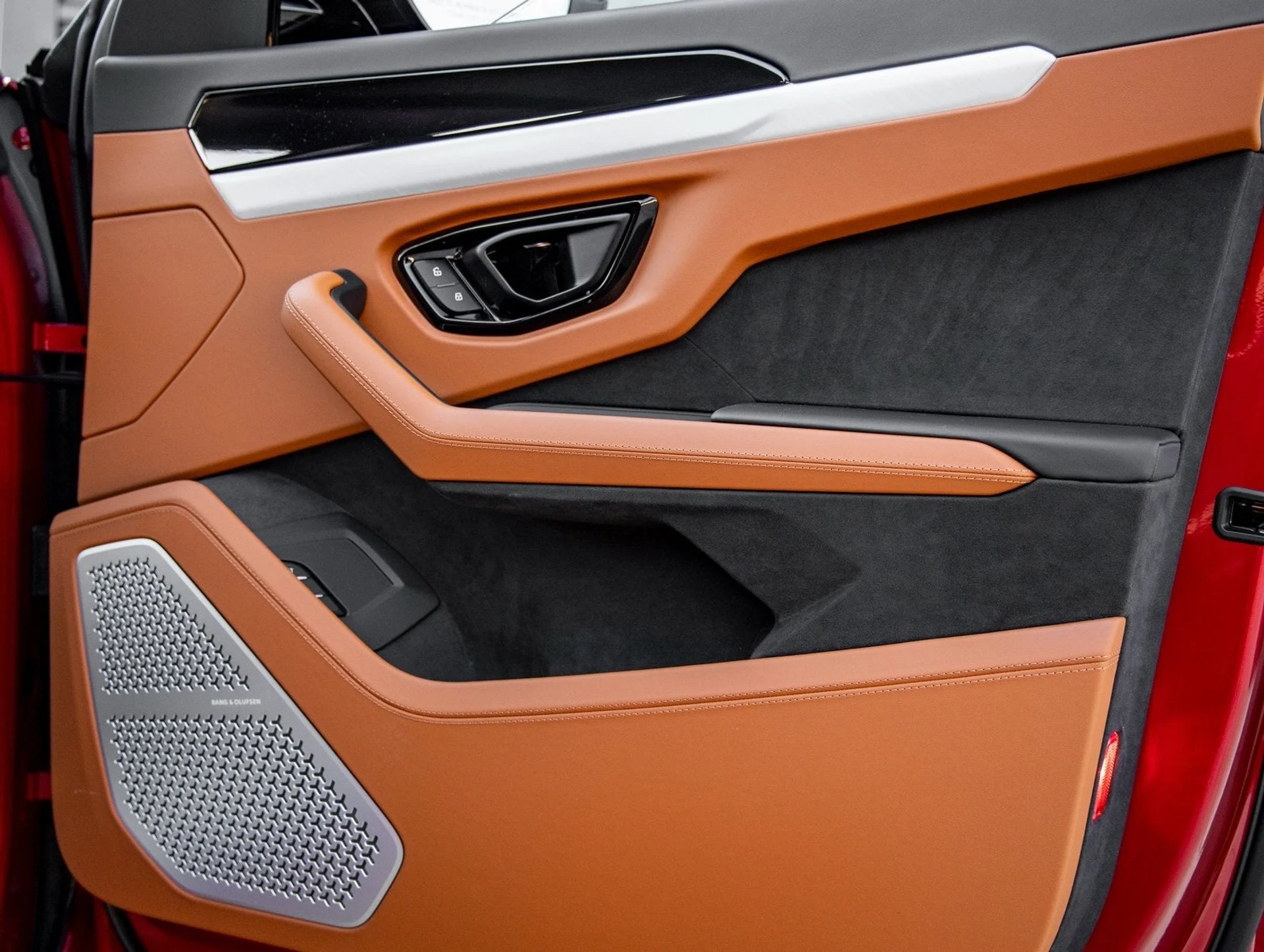 mph041_780476799_42_12eac05490