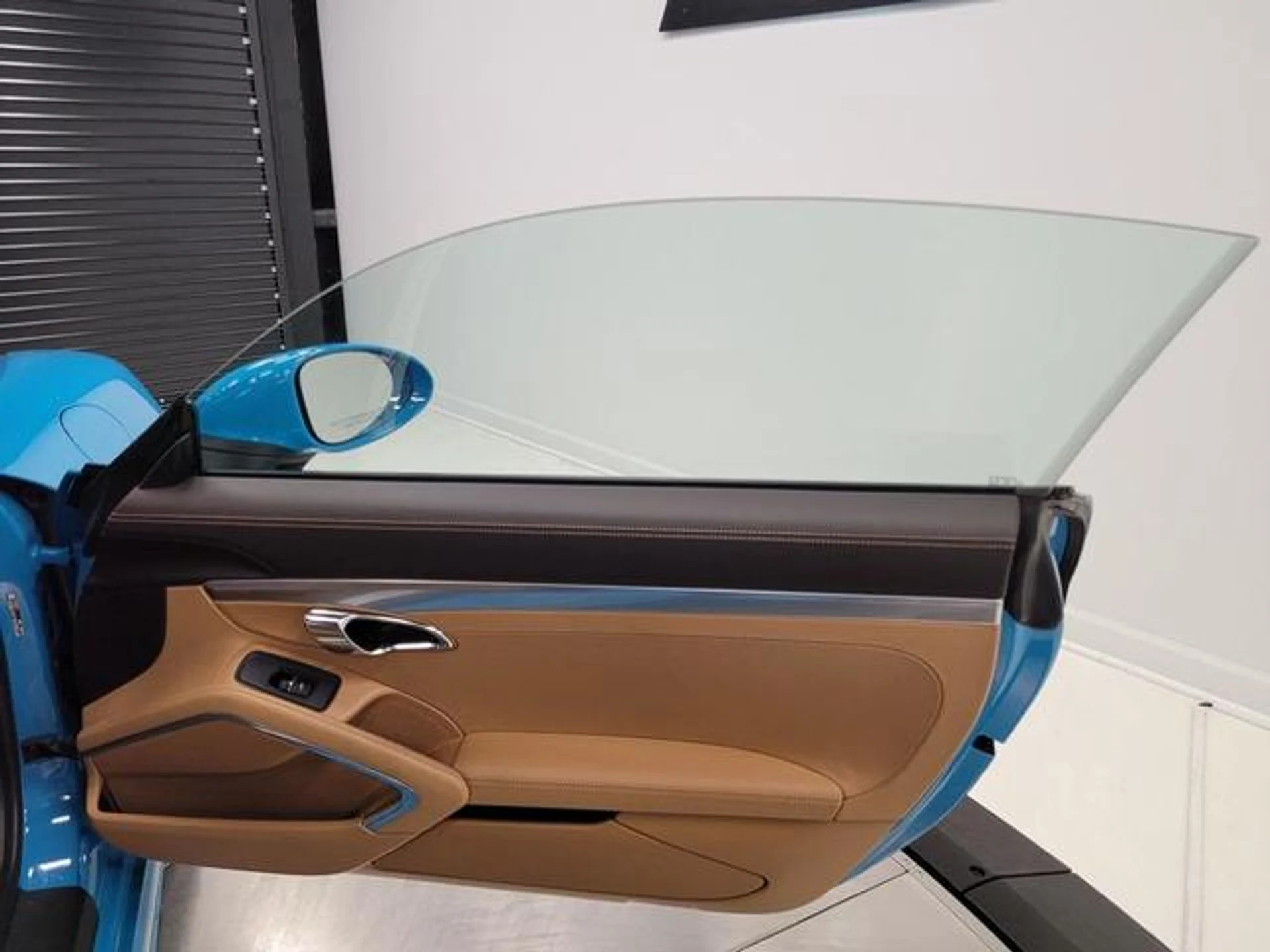 mph041_7_j_Iq_FR_3_Qi76_H_Mw_Y4nm_Wq_Pz_QOVU_0b7340f1c4