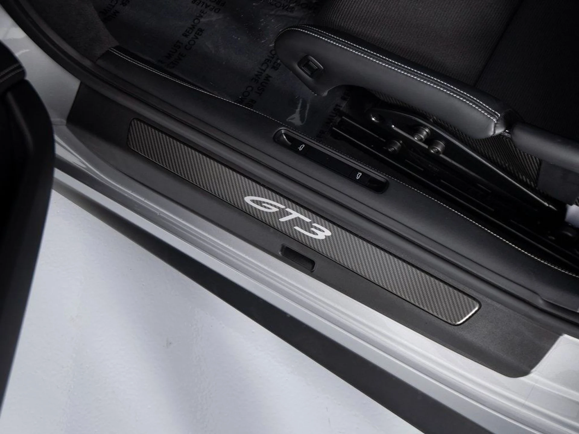 mph041_825109288_853d4cc1b4914af8f4714b0238641125x_4202df9944