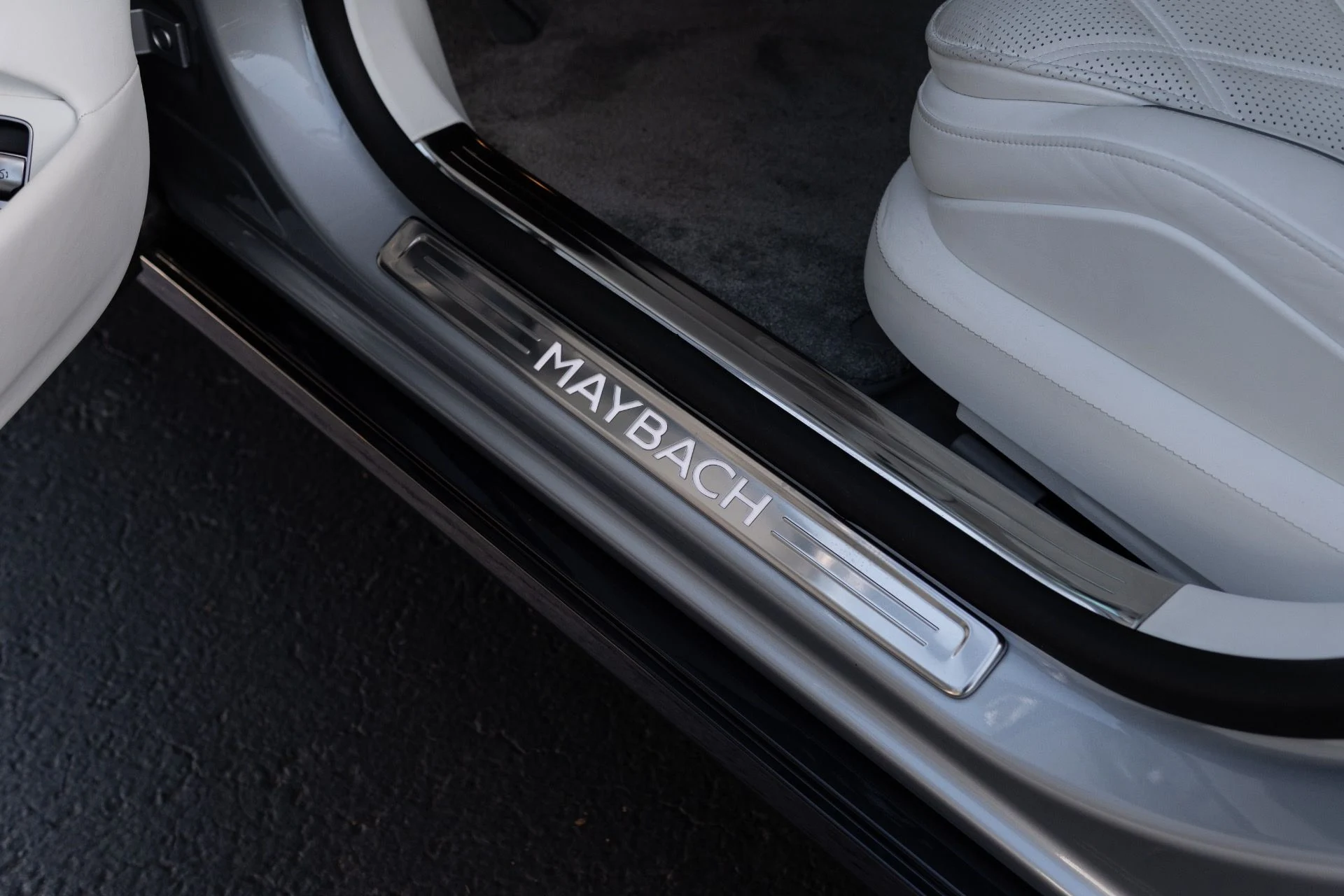 mph041_826142057_Used_2022_Mercedes_Benz_S_Class_Mercedes_Maybach_S_580_4_MATIC_1769453531_ddbcf30fbe