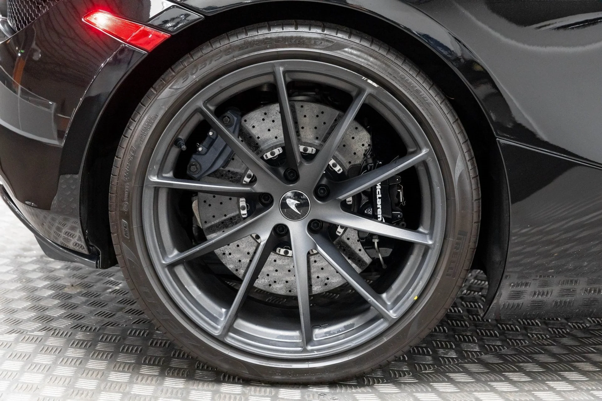 mph041_828705575_42_59071c4288