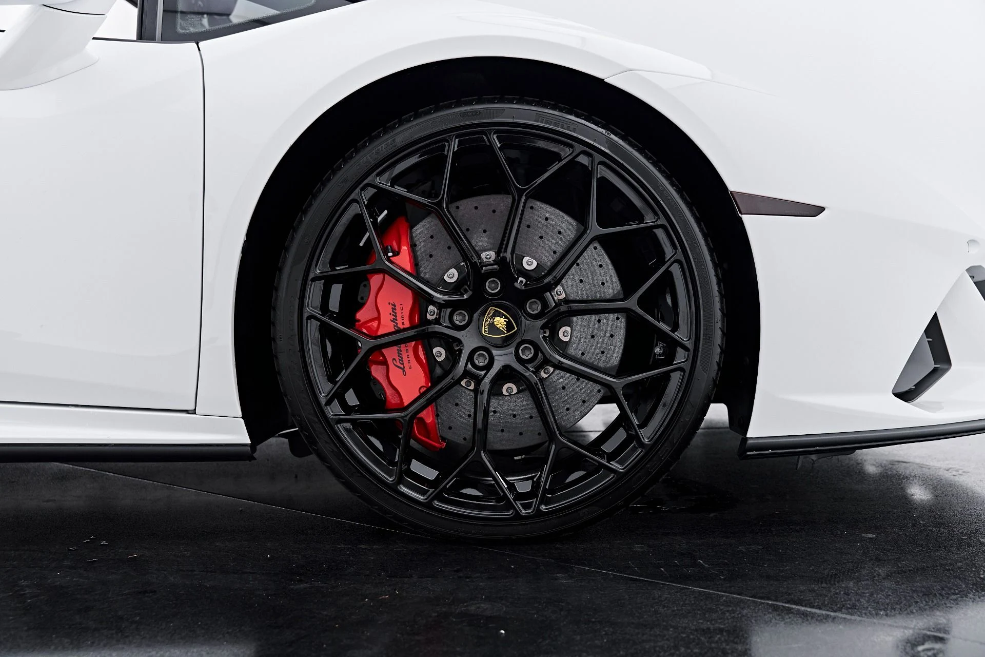 mph041_831820114_Used_2024_Lamborghini_Huracan_EVO_Base_1791337139_ffcc8e6d3d