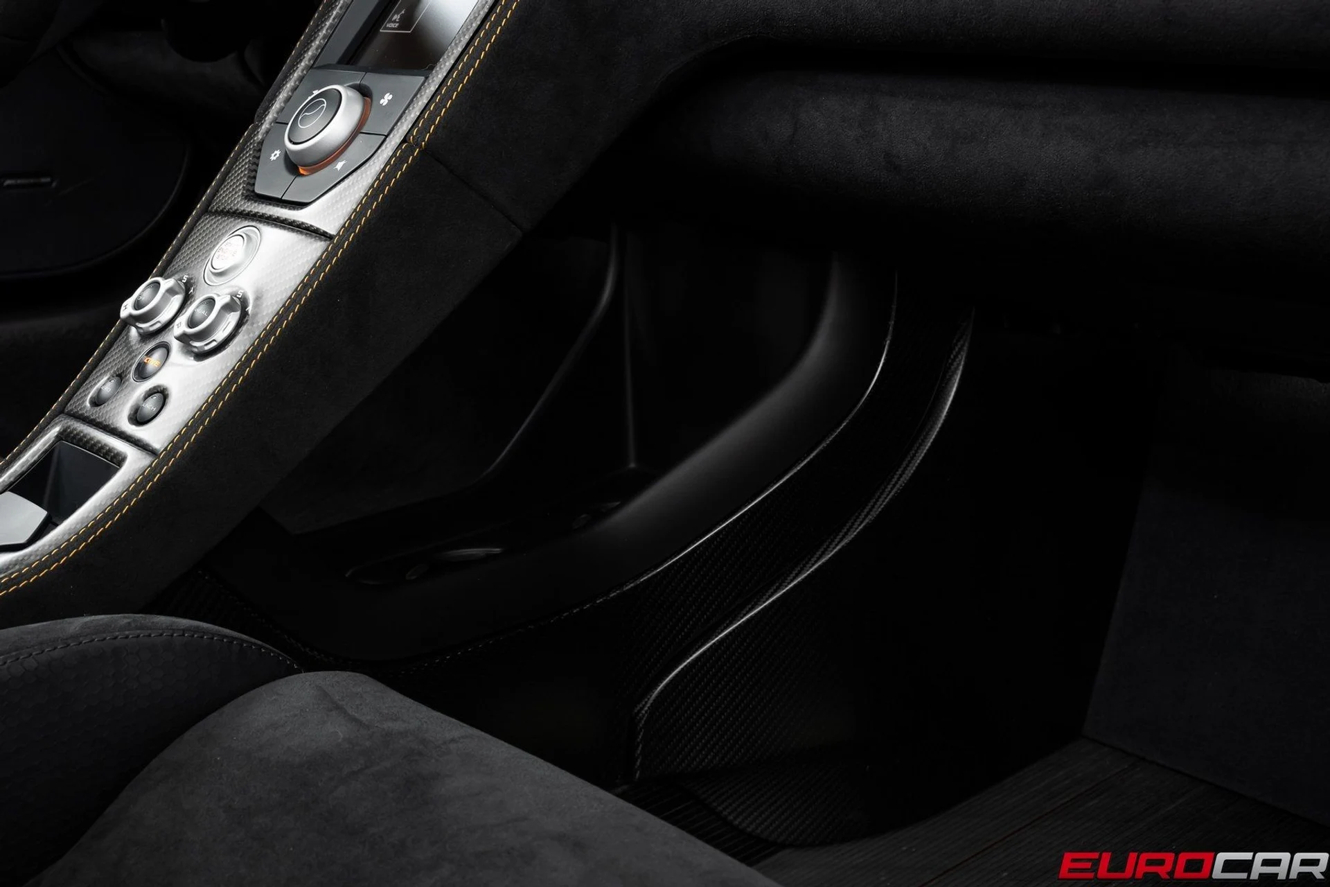 mph041_861525248_image_42_15e3fa25c1