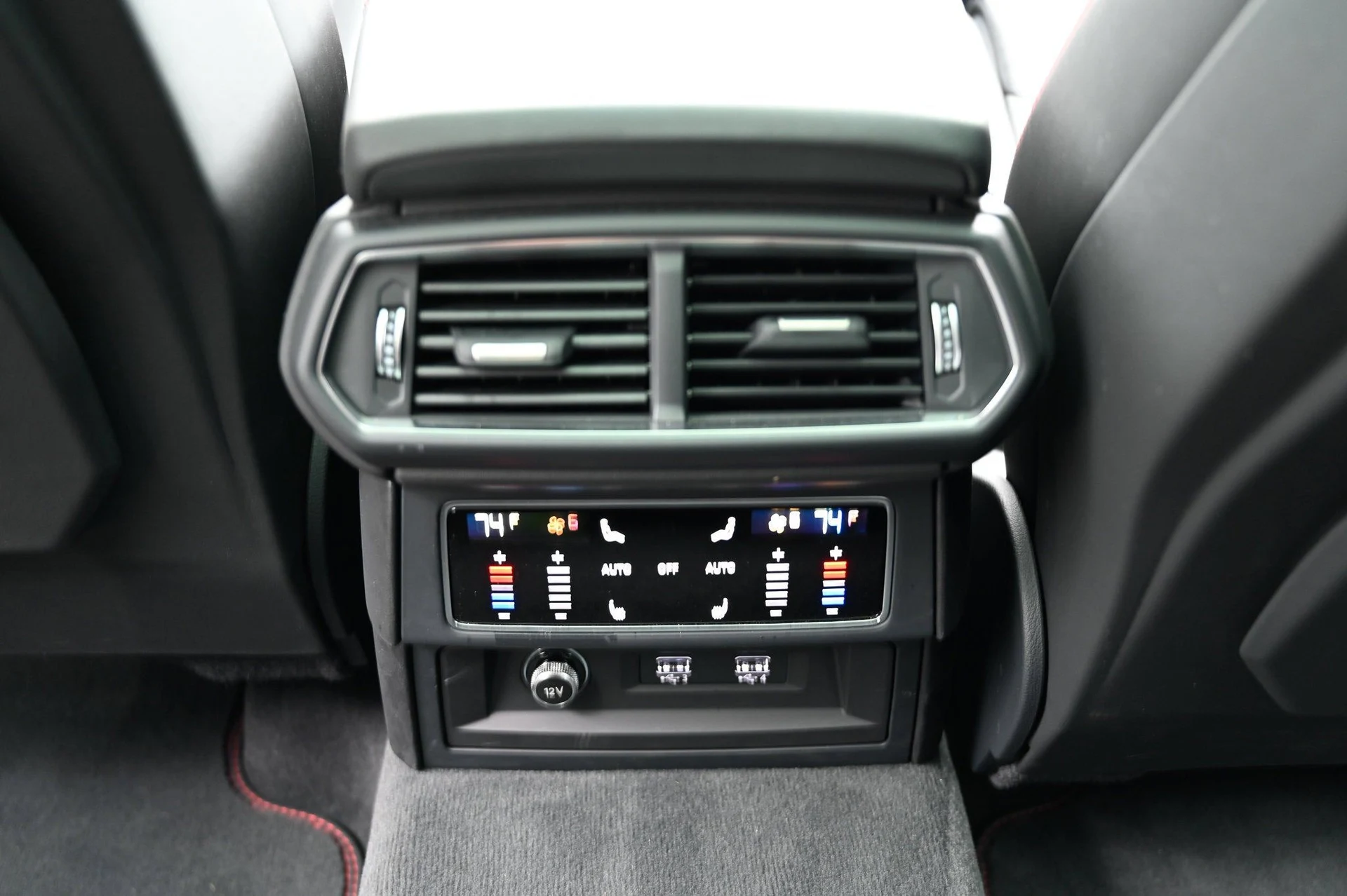 mph041_863079532_50ed59a88f7045dea0fd9fdc727fd89a_e1382d6554