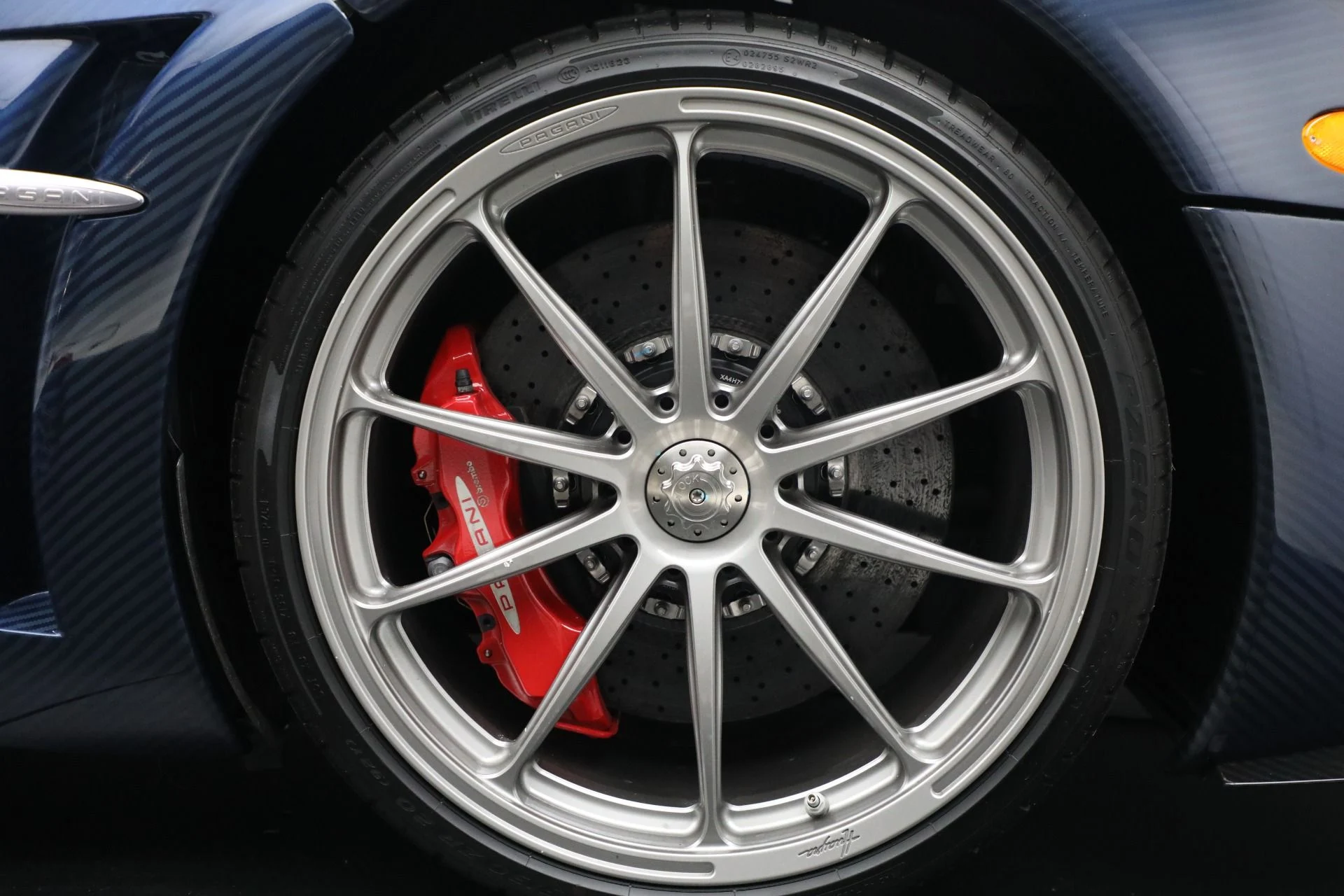 mph041_8653946_Used_2014_Pagani_Huayra_Tempesta_87acfec139