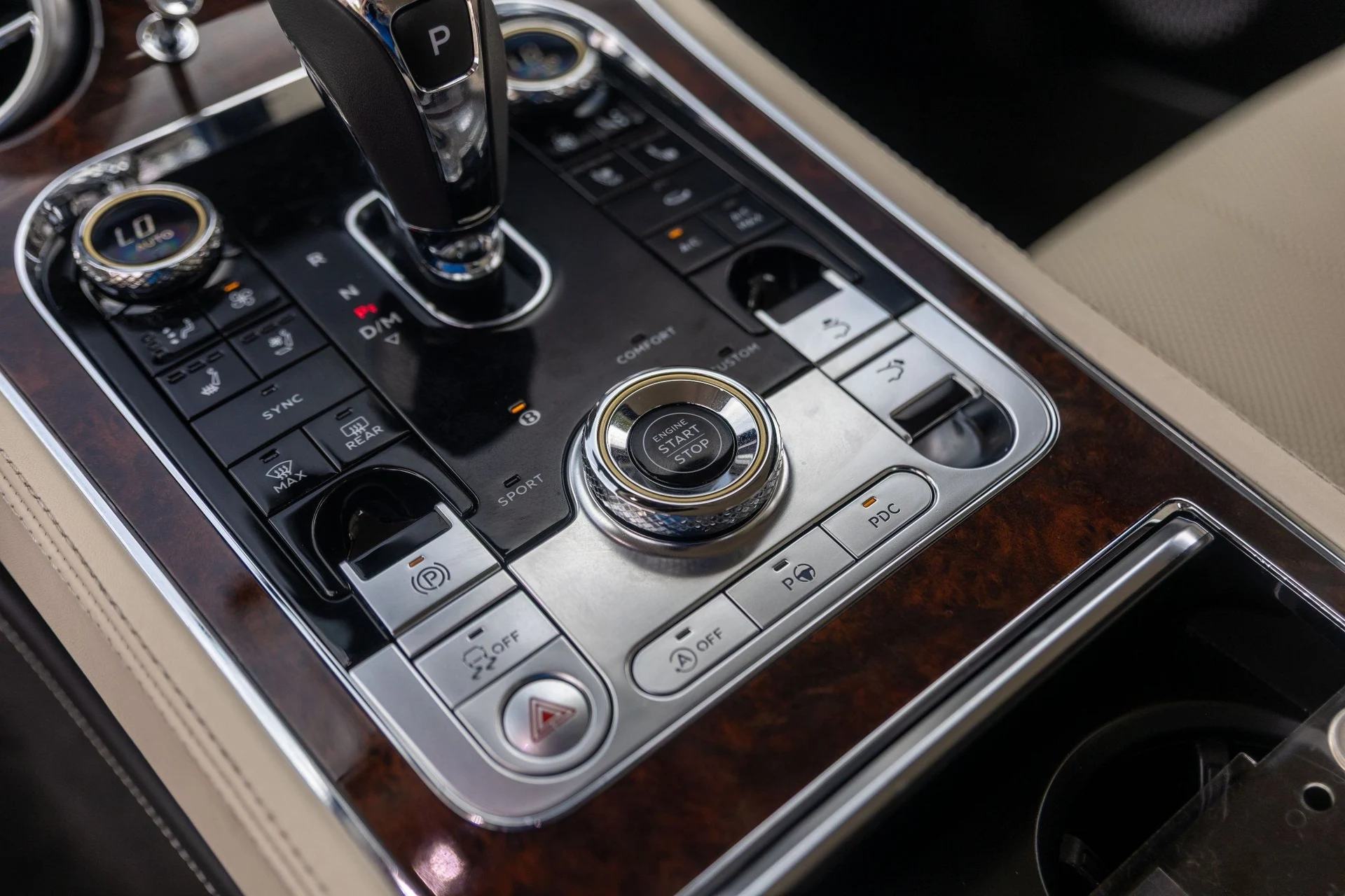 mph041_870711846_Hi_Tech_Luxury_Imports_LLC_SCBCG_2_ZG_6_NC_090901_image_41_980debe8b8
