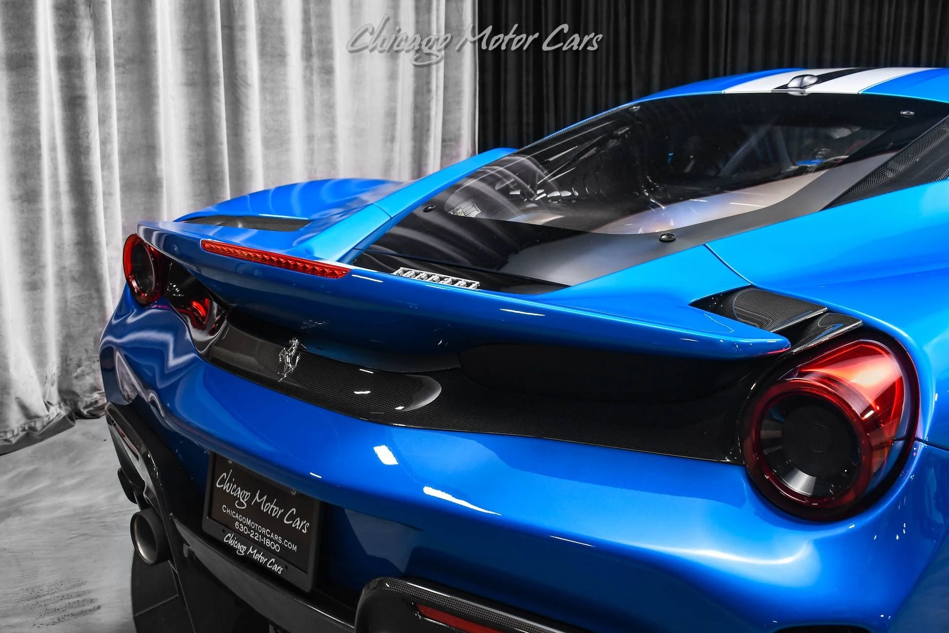 mph041_887896541_12831_p42_l_8cad7562c4