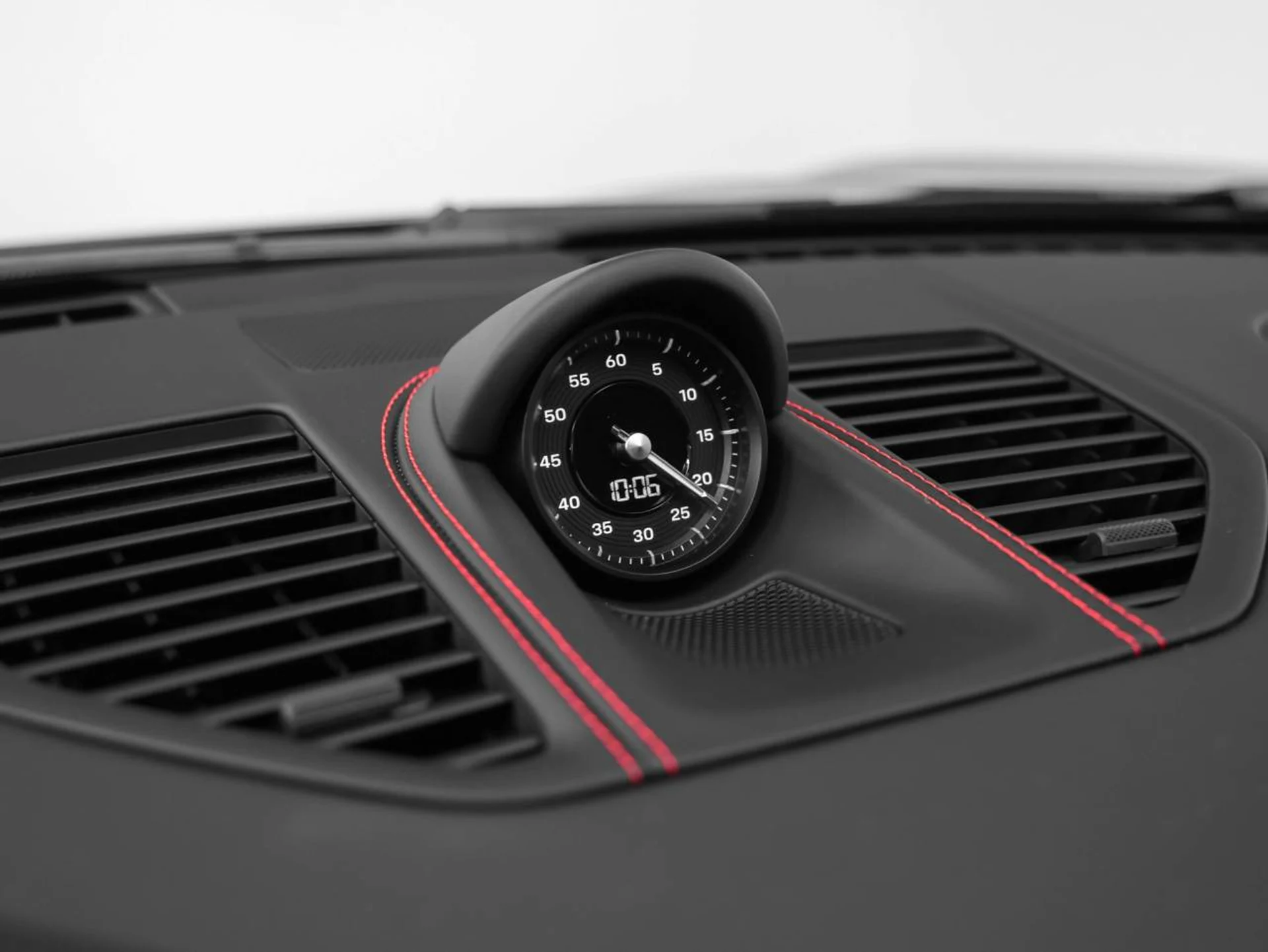 mph041_897602474_42_e140e49e03